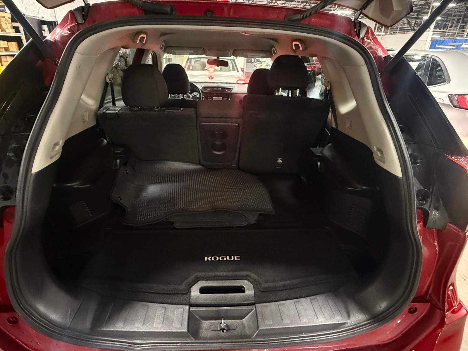 Thumbnail: 2017 Nissan Rogue - 7