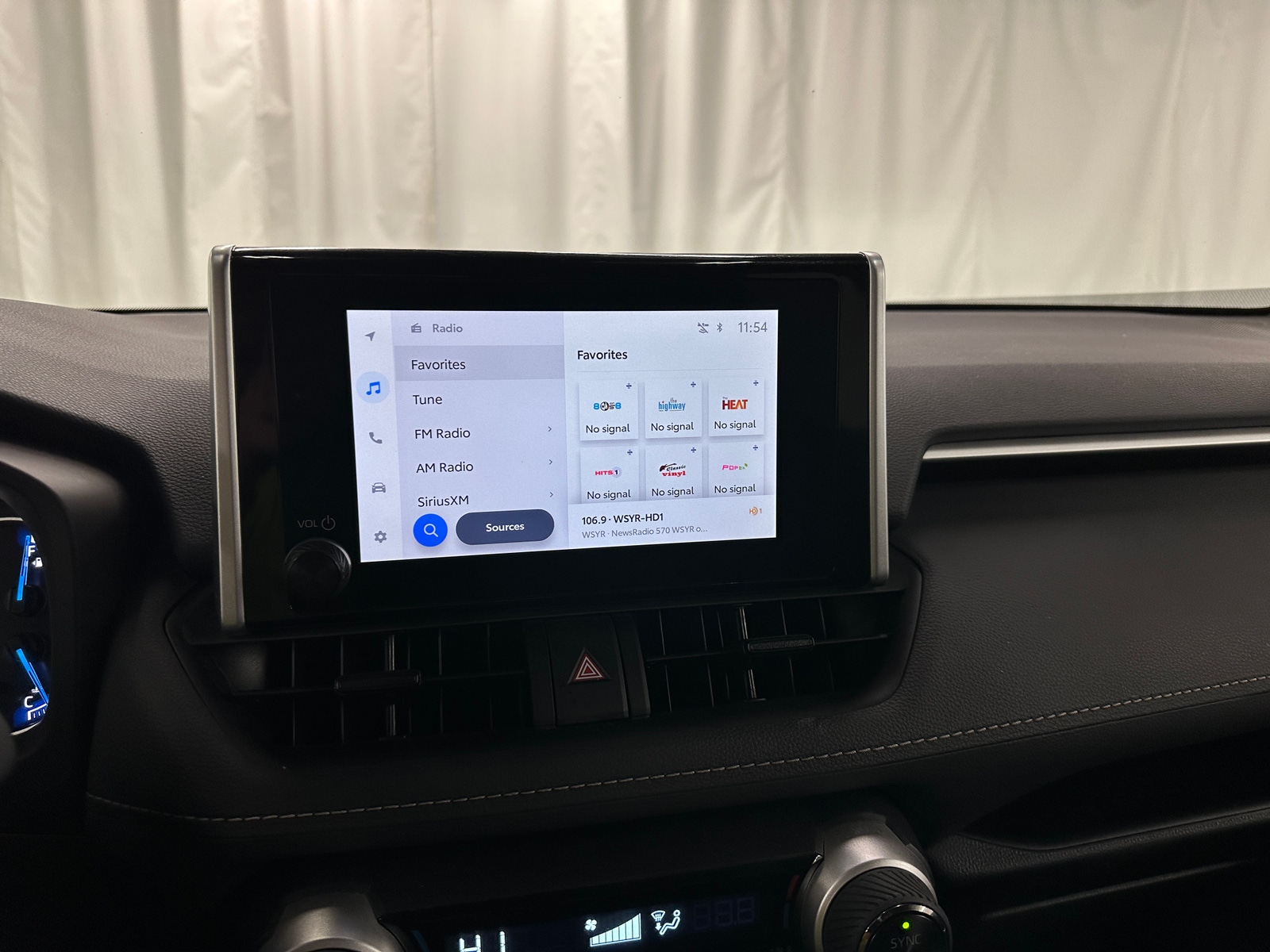 Thumbnail: 2025 Toyota RAV4 - 4