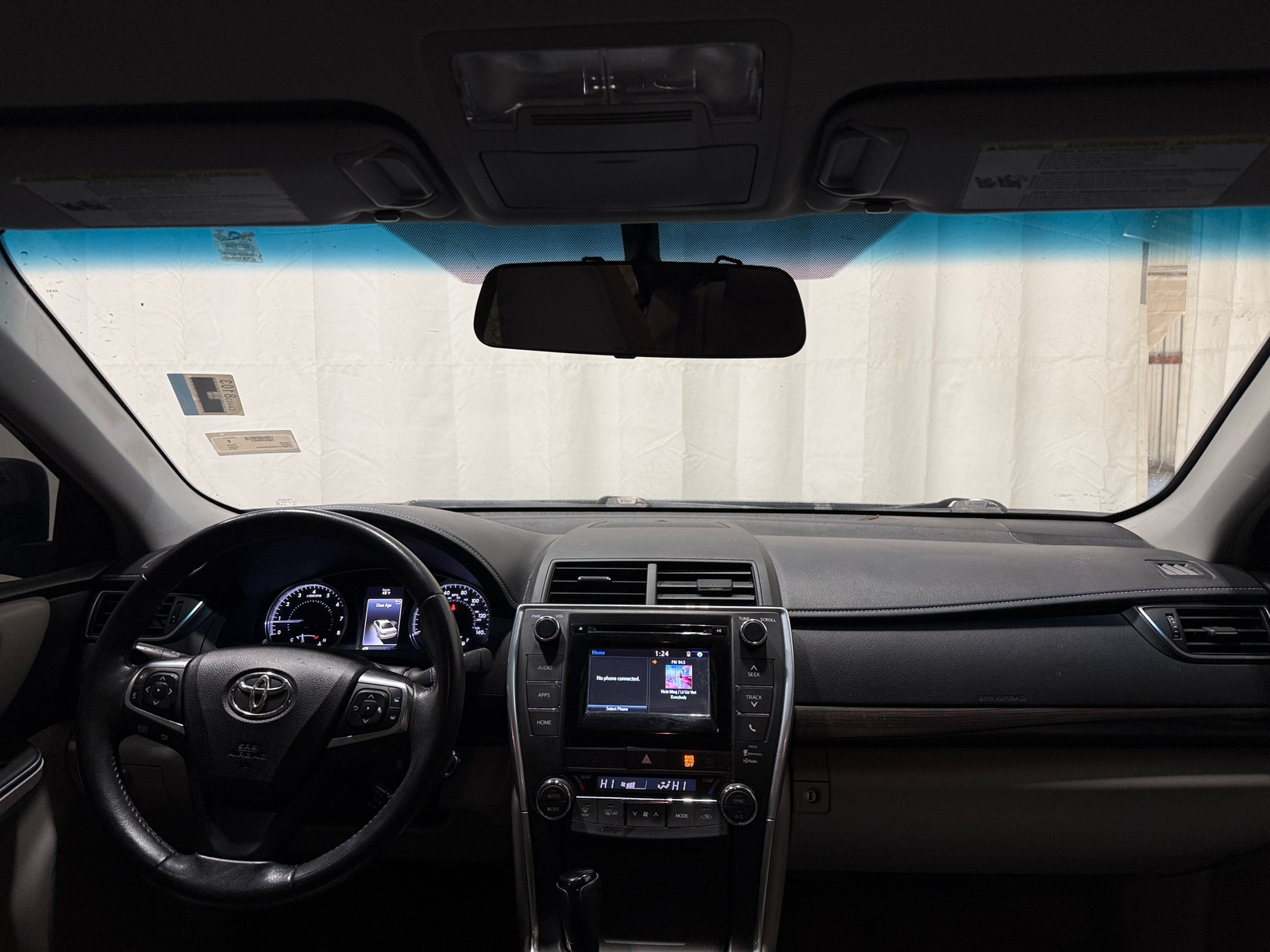 Thumbnail: 2015 Toyota Camry - 3