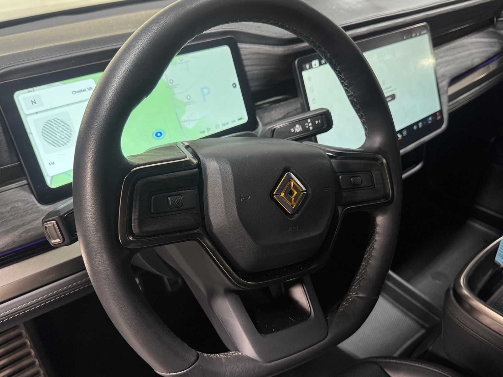 Thumbnail: 2022 Rivian R1T - 4