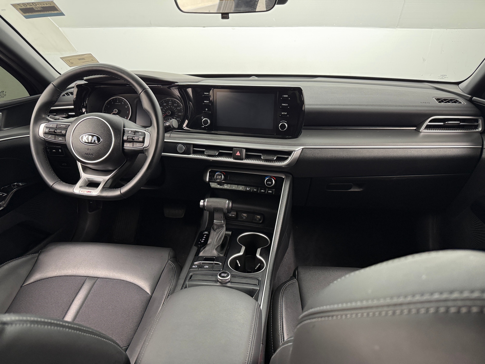 Thumbnail: 2021 Kia K5 - 2