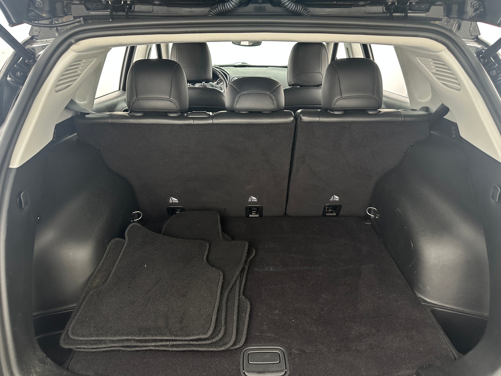 Thumbnail: 2018 Jeep Compass - 6