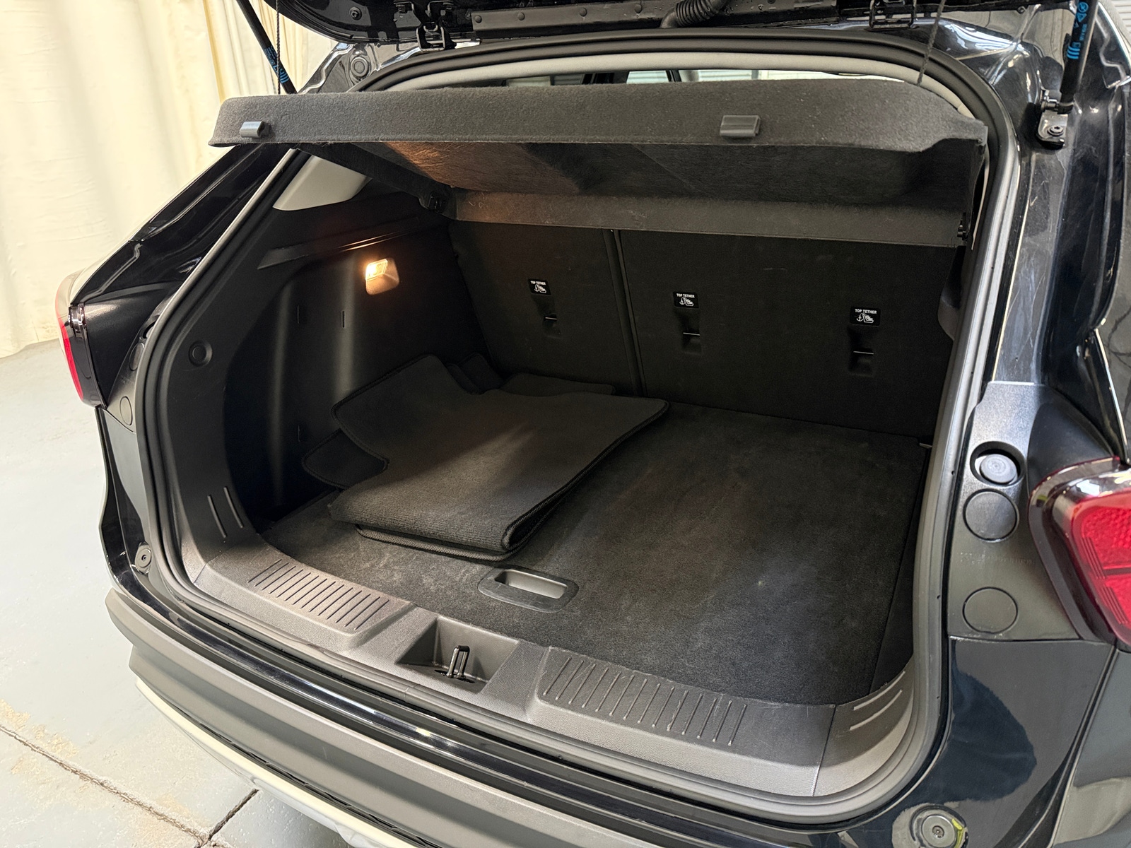 Thumbnail: 2025 Chevrolet Trax - 7