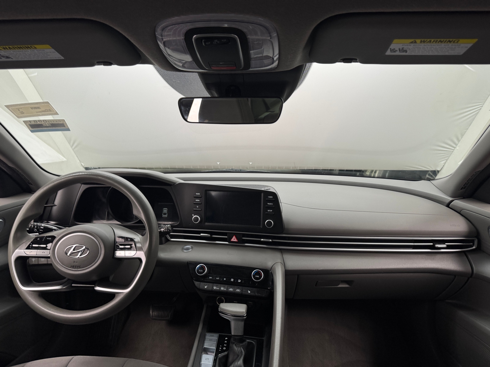 Thumbnail: 2023 Hyundai Elantra - 3