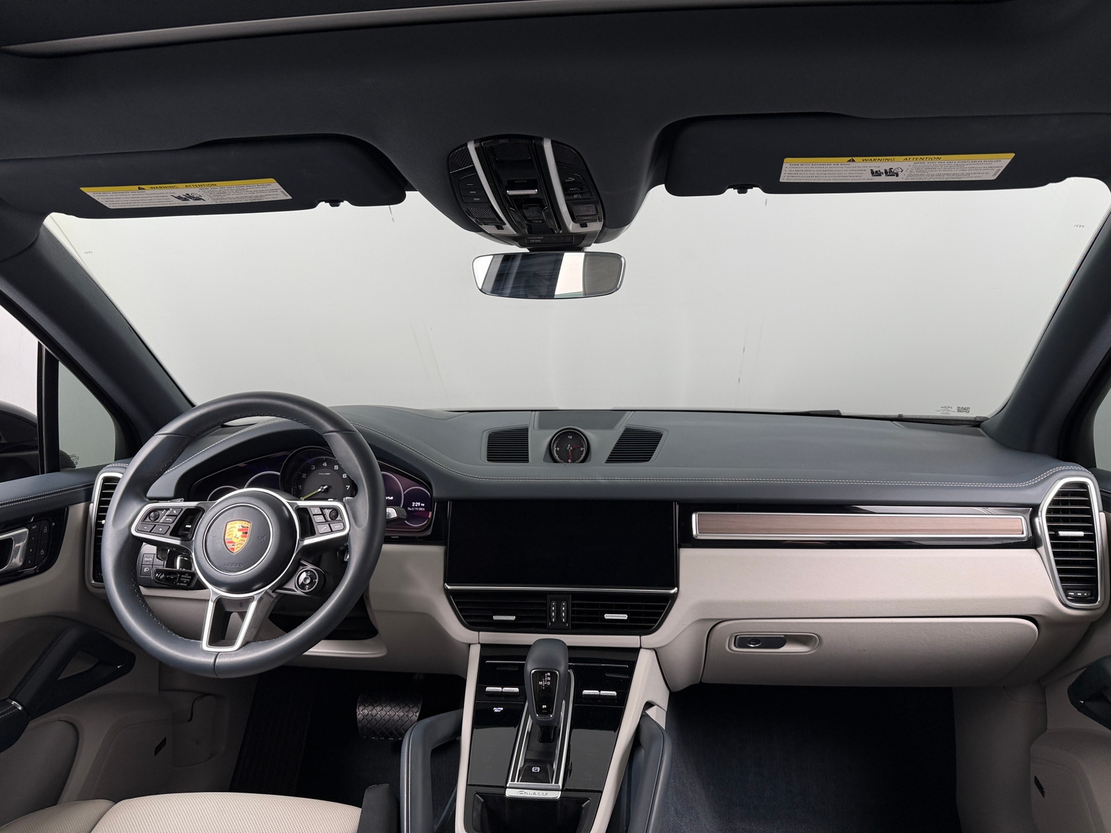 Thumbnail: 2023 Porsche Cayenne - 2