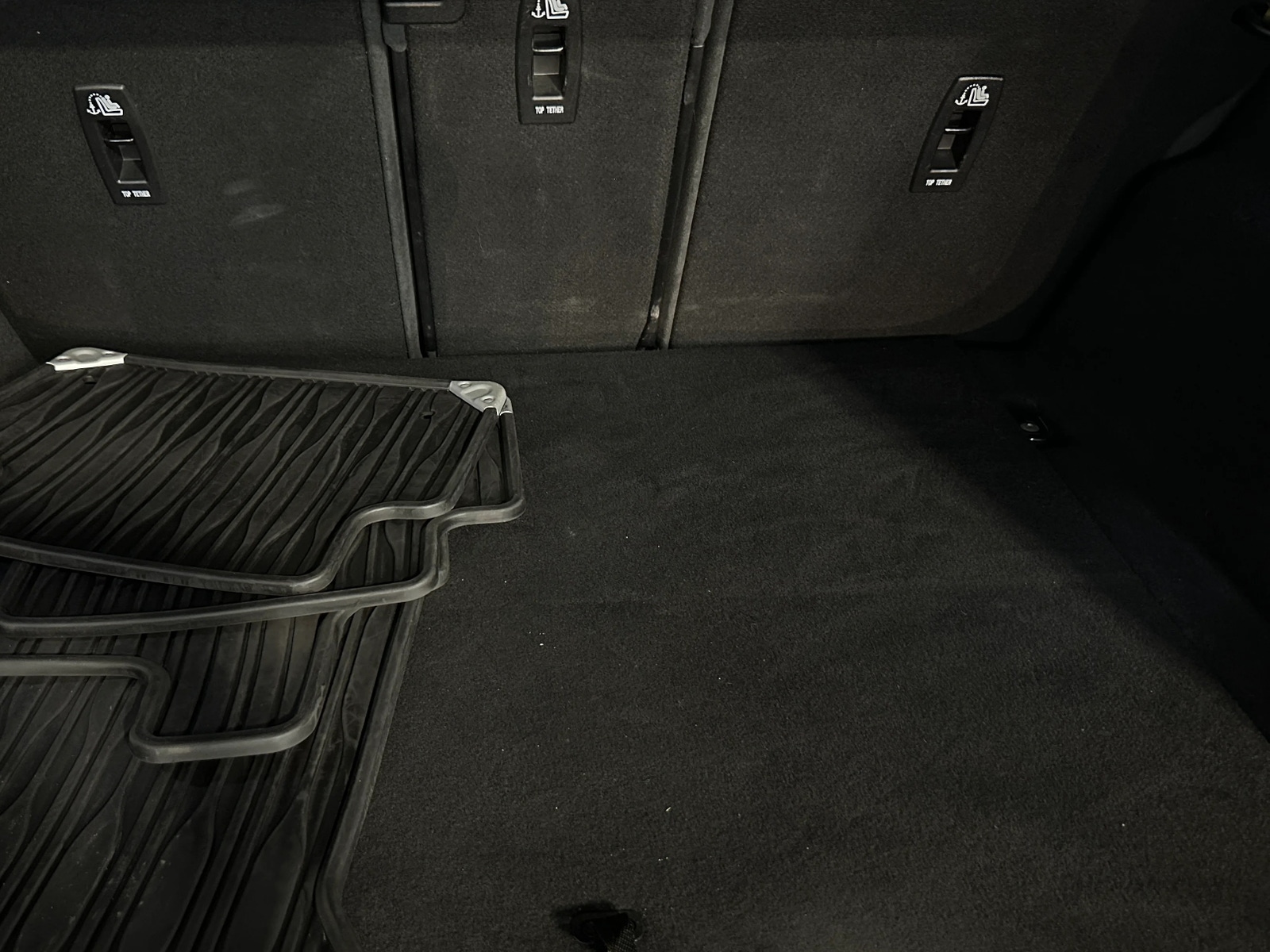 Thumbnail: 2020 Land Rover Range Rover Evoque - 6