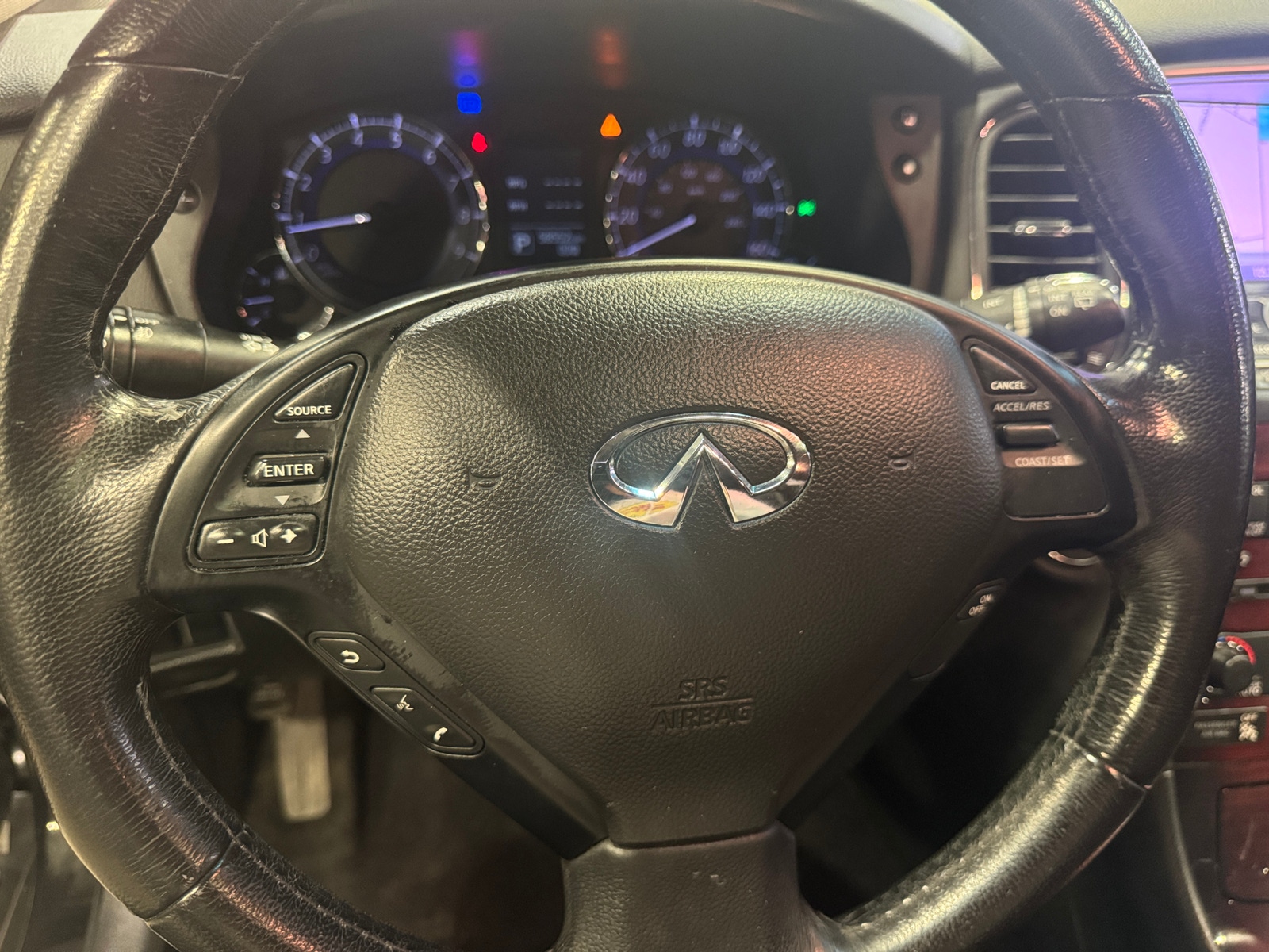 Thumbnail: 2017 INFINITI QX50 - 4