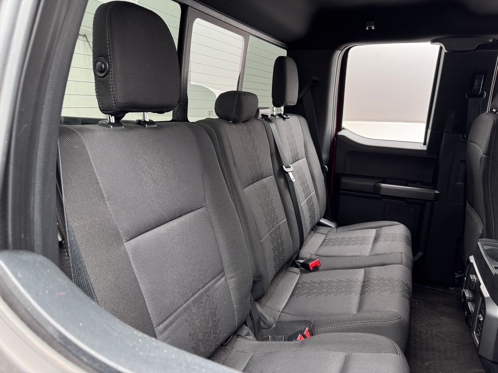 Thumbnail: 2019 Ford Econoline - 6