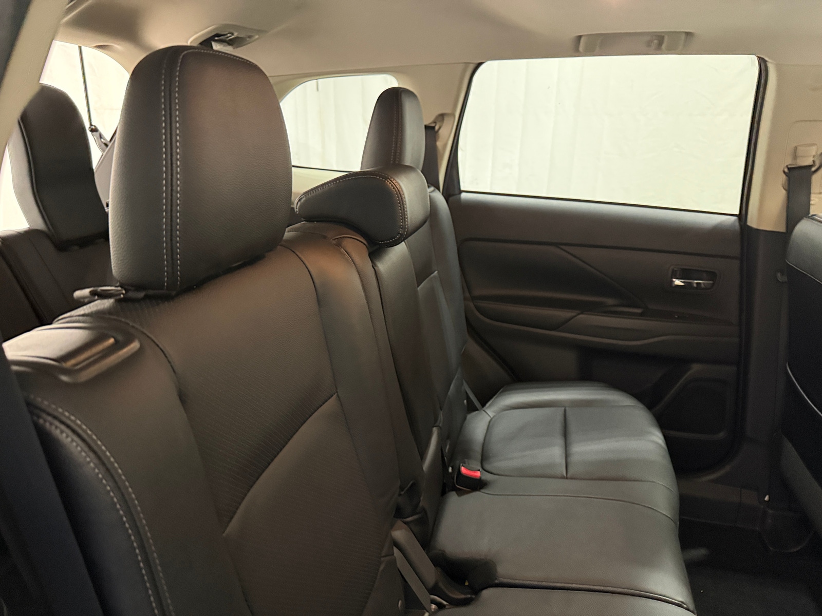 Thumbnail: 2018 Mitsubishi Outlander - 5