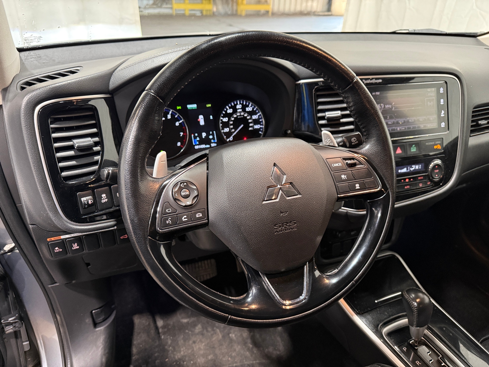 Thumbnail: 2018 Mitsubishi Outlander - 4