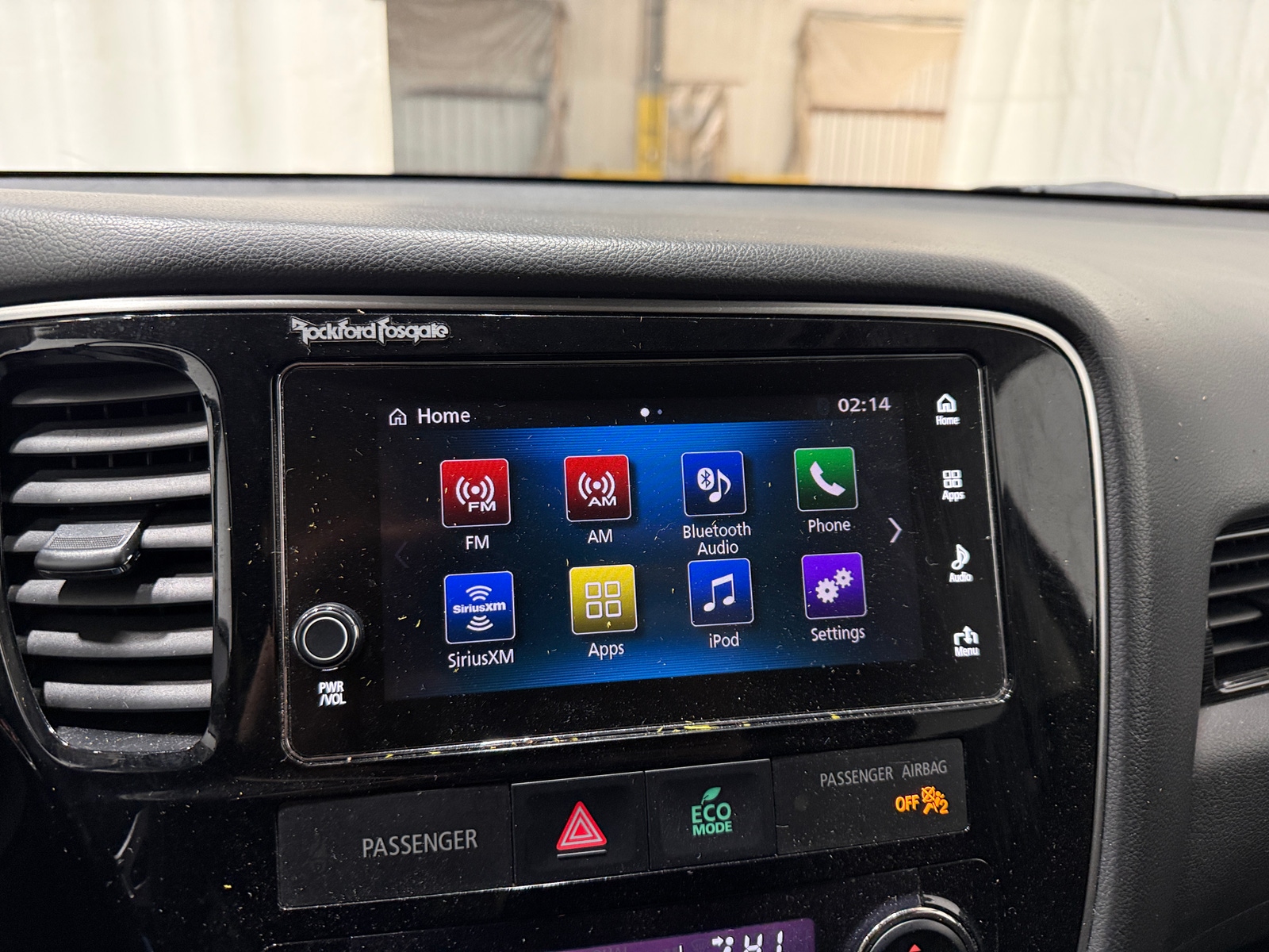 Thumbnail: 2018 Mitsubishi Outlander - 3