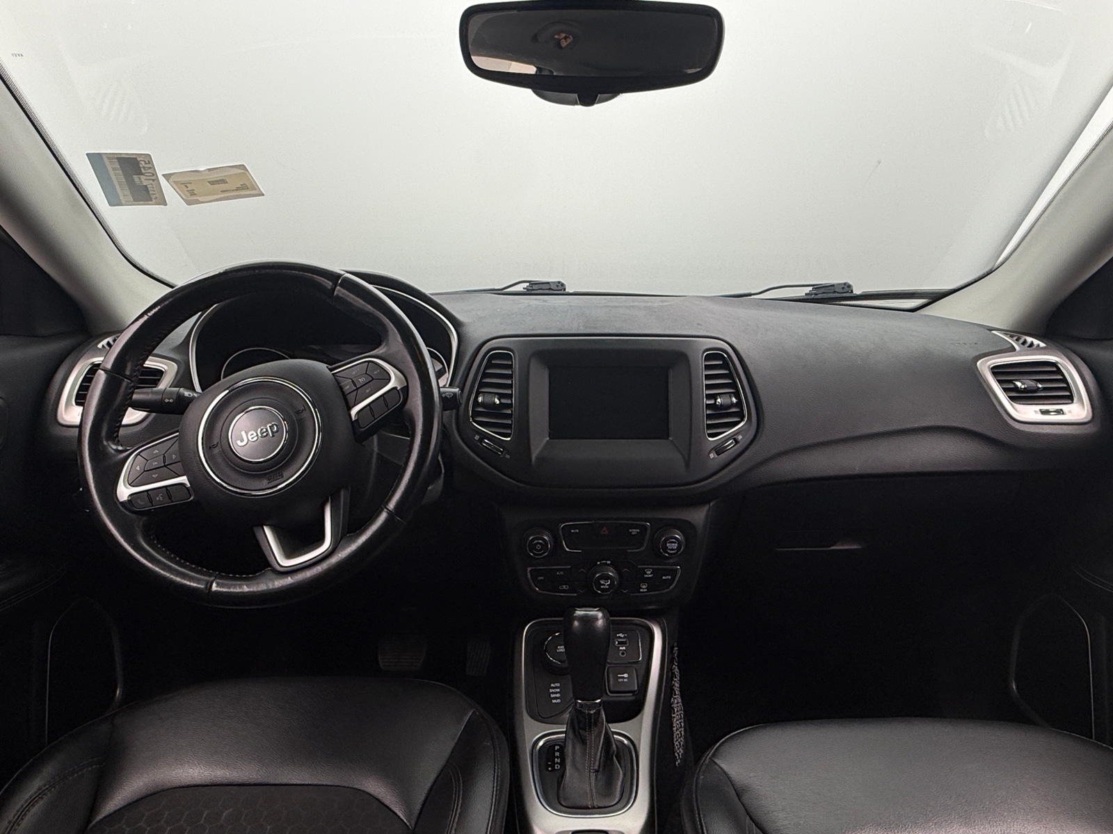 Thumbnail: 2020 Jeep Compass - 3