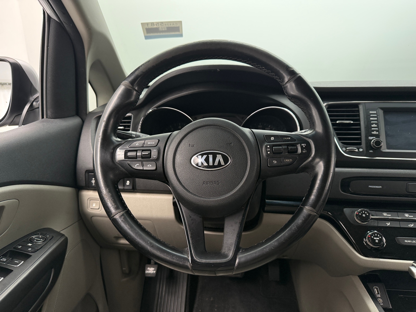 Thumbnail: 2020 Kia Sedona - 4