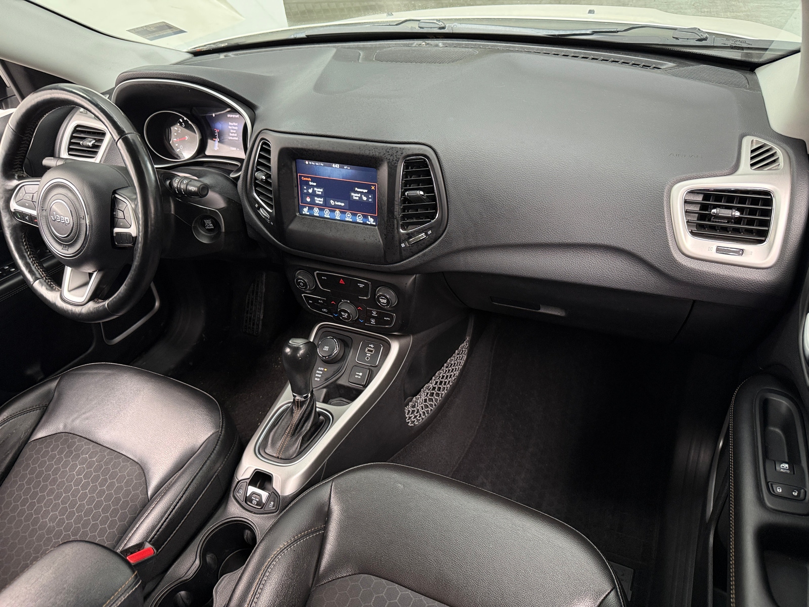 Thumbnail: 2018 Jeep Compass - 3