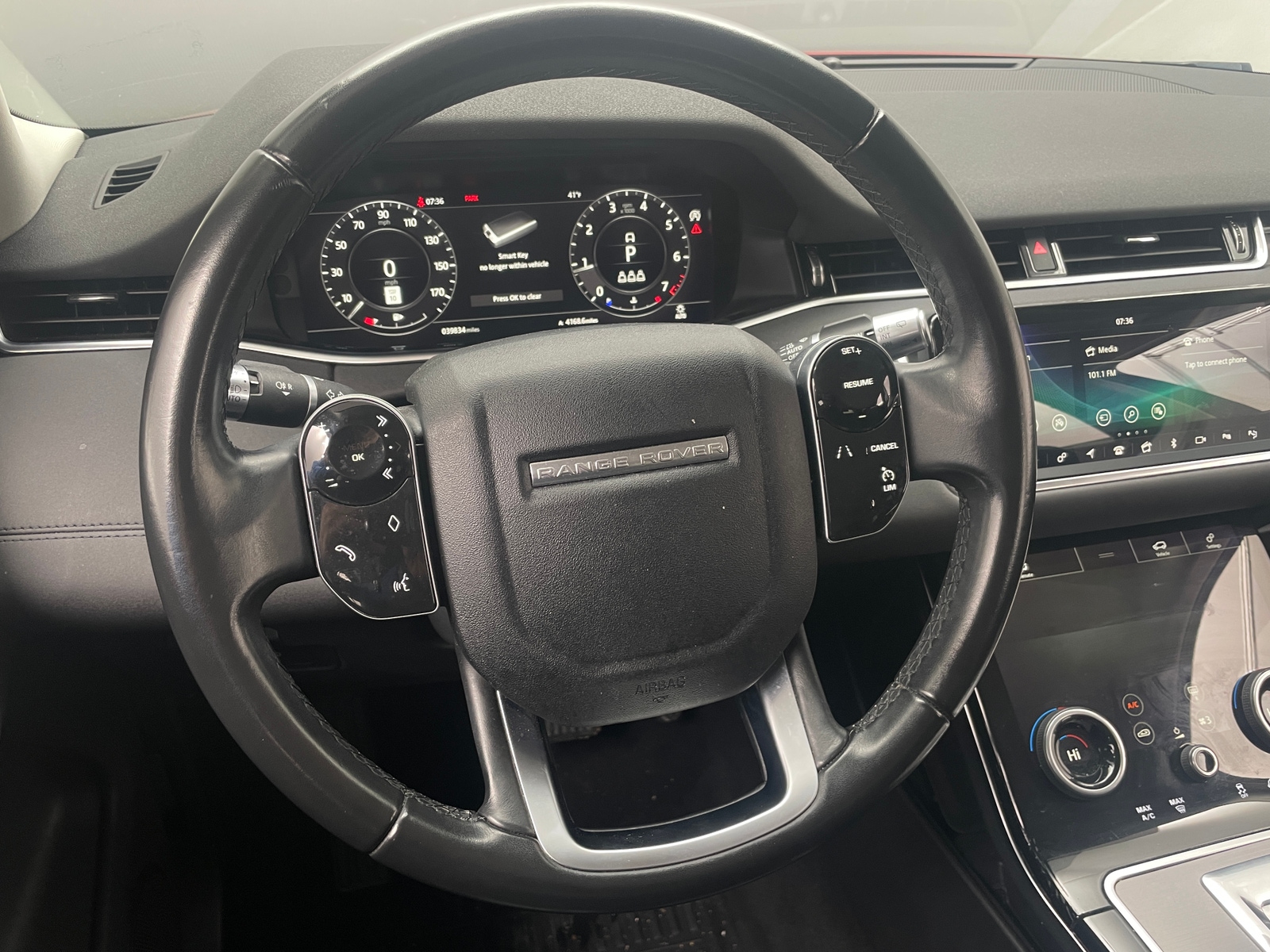 Thumbnail: 2020 Land Rover Range Rover Evoque - 4