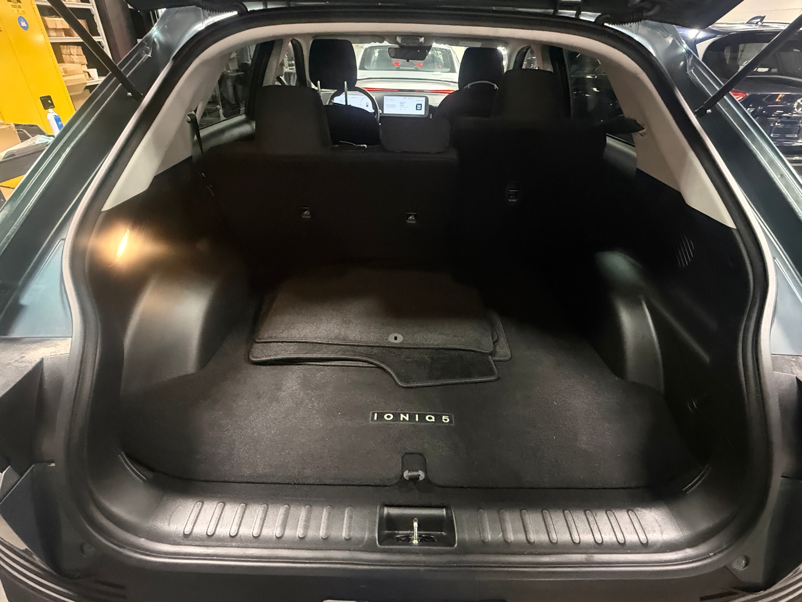 Thumbnail: 2023 Hyundai Ioniq 5 - 7