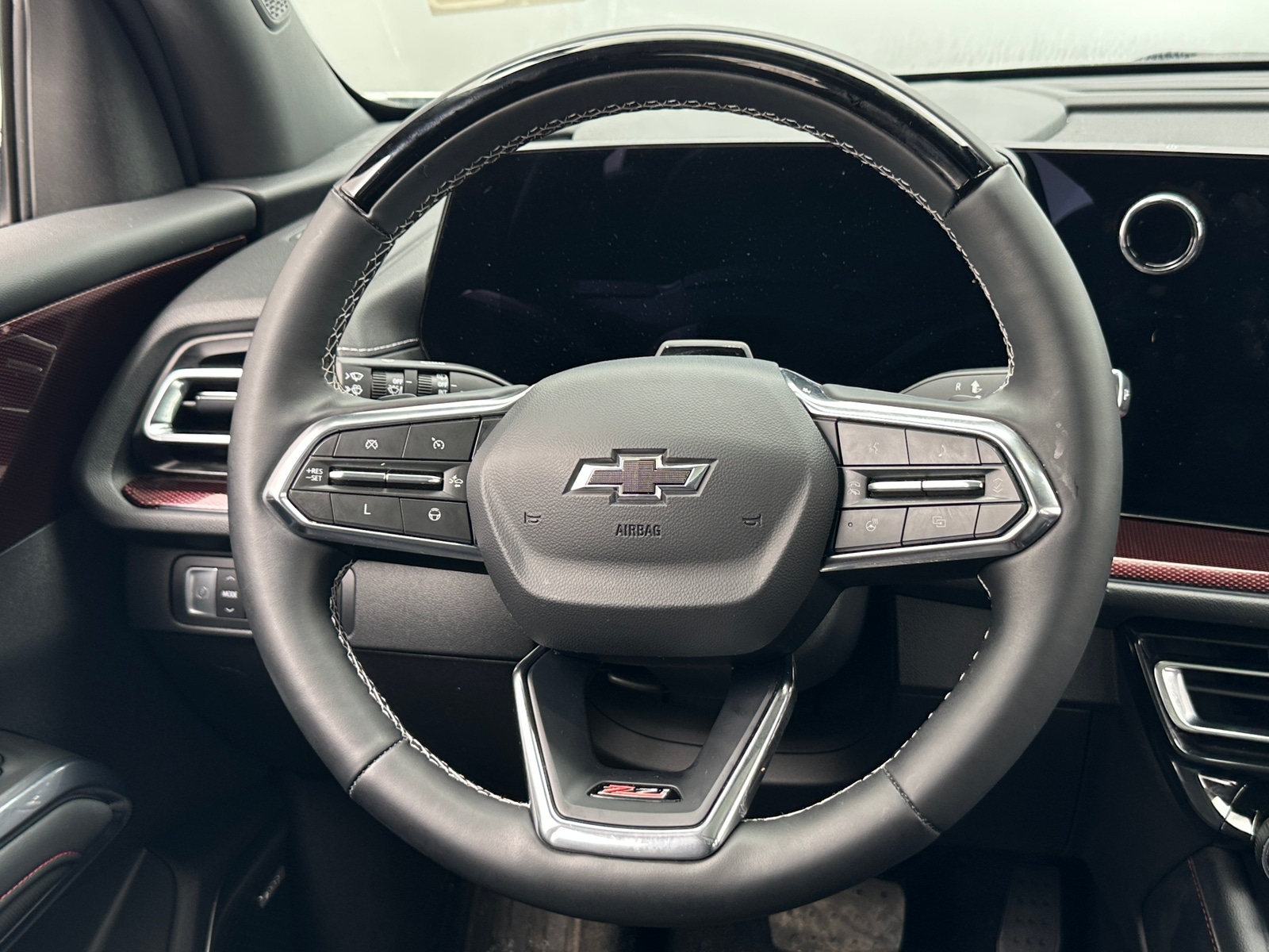 Thumbnail: 2025 Chevrolet Traverse - 4