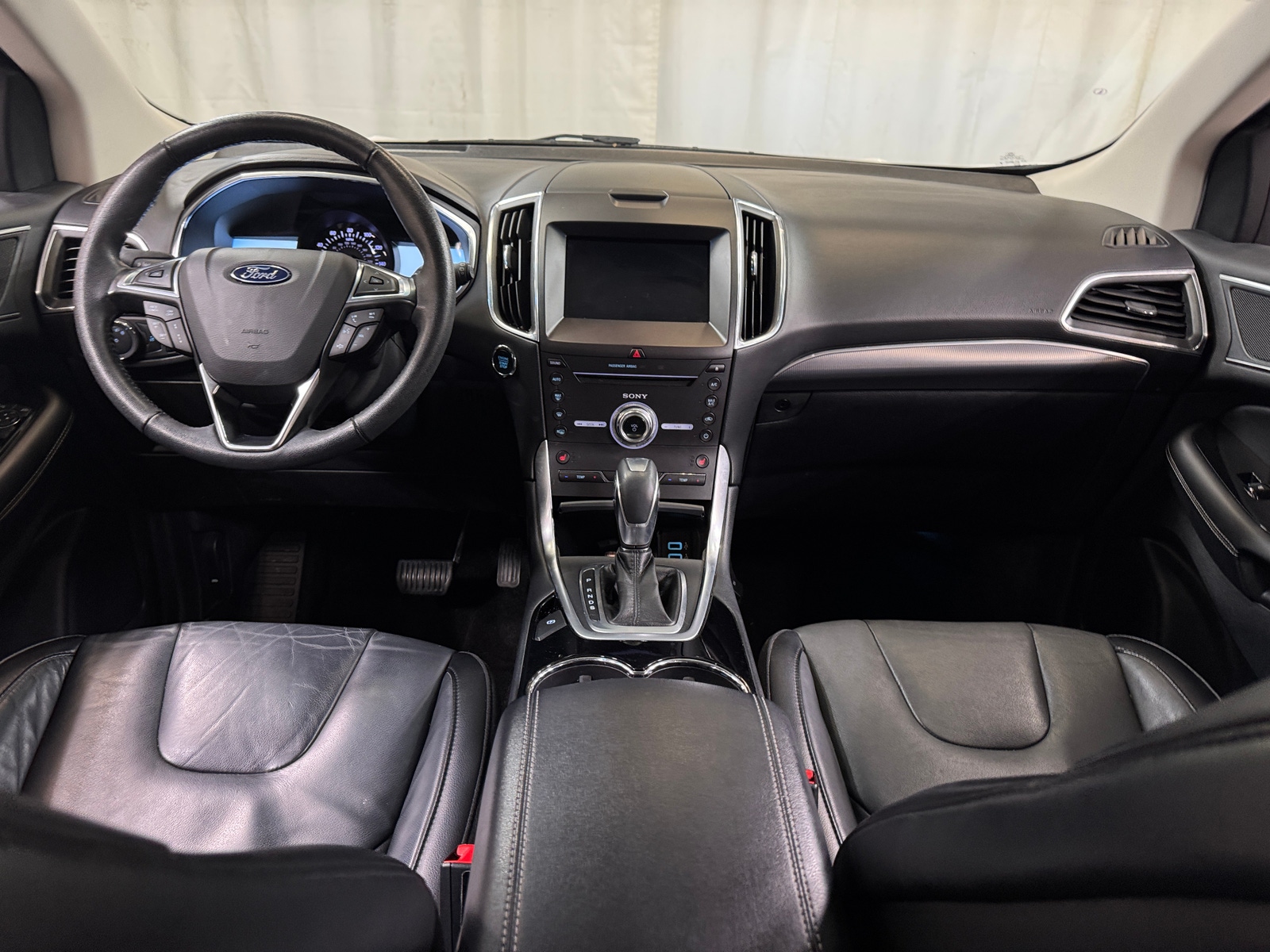 Thumbnail: 2018 Ford Edge - 2