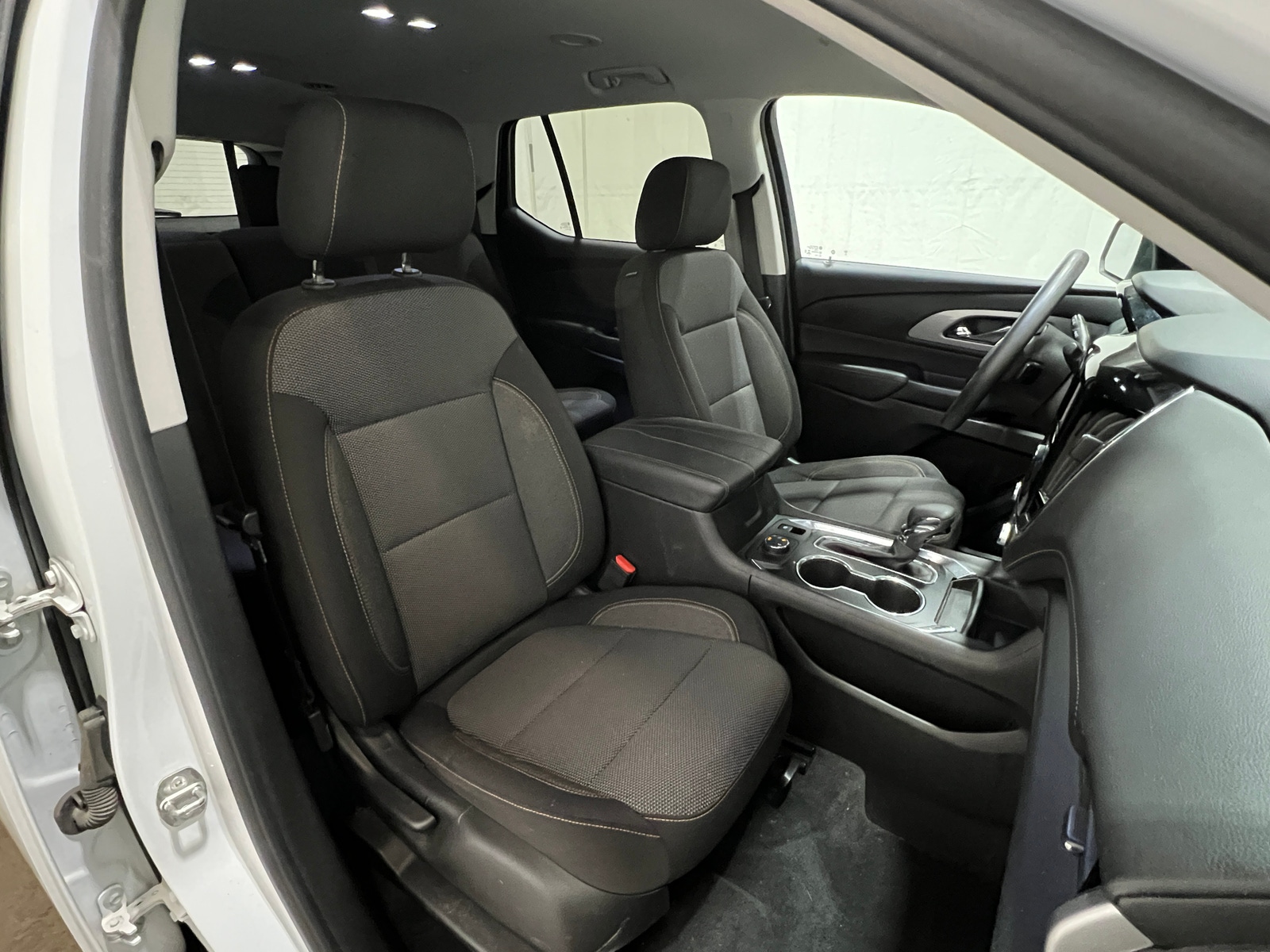 Thumbnail: 2021 Chevrolet Traverse - 2