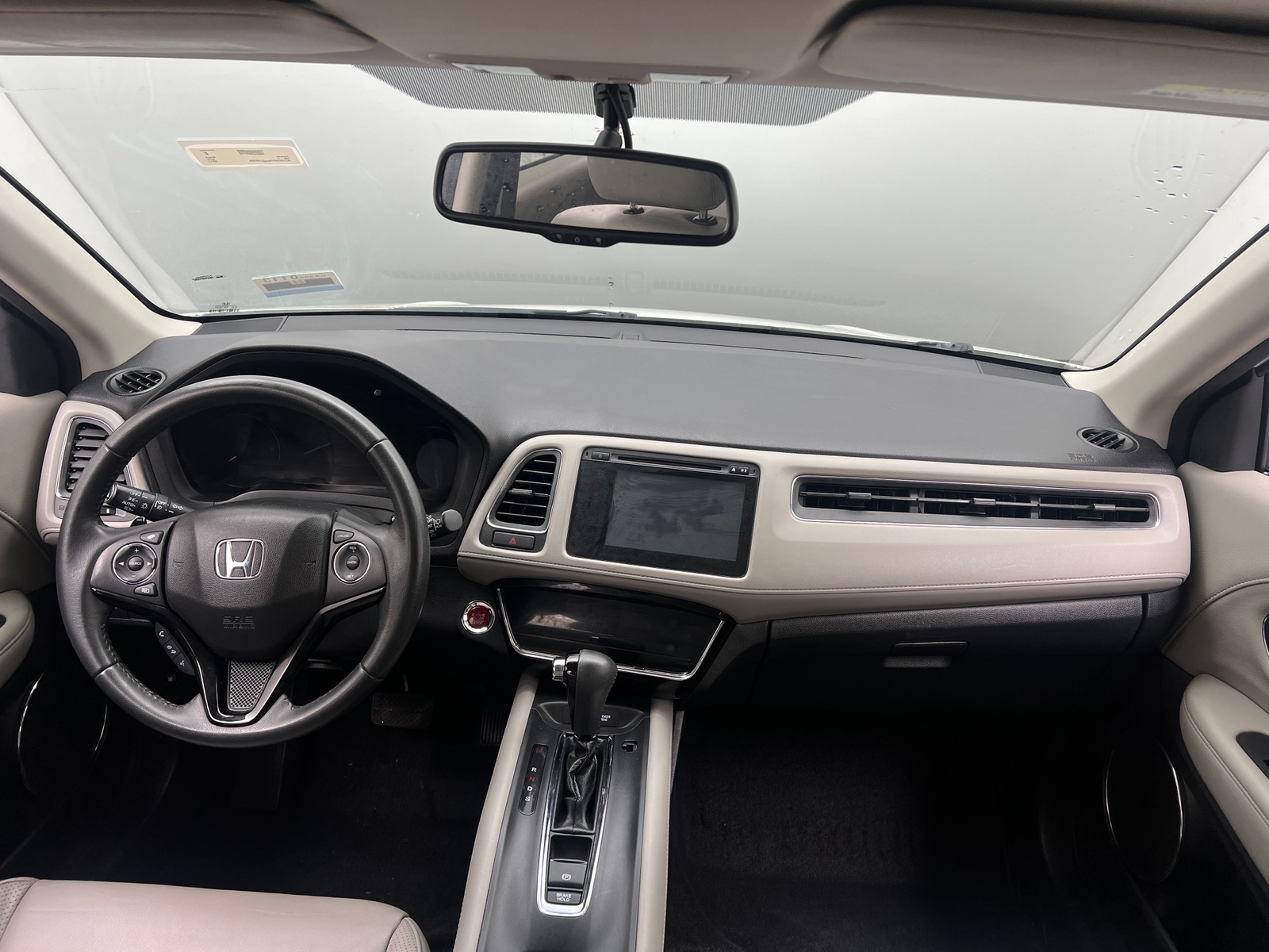 Thumbnail: 2017 Honda HR-V - 2