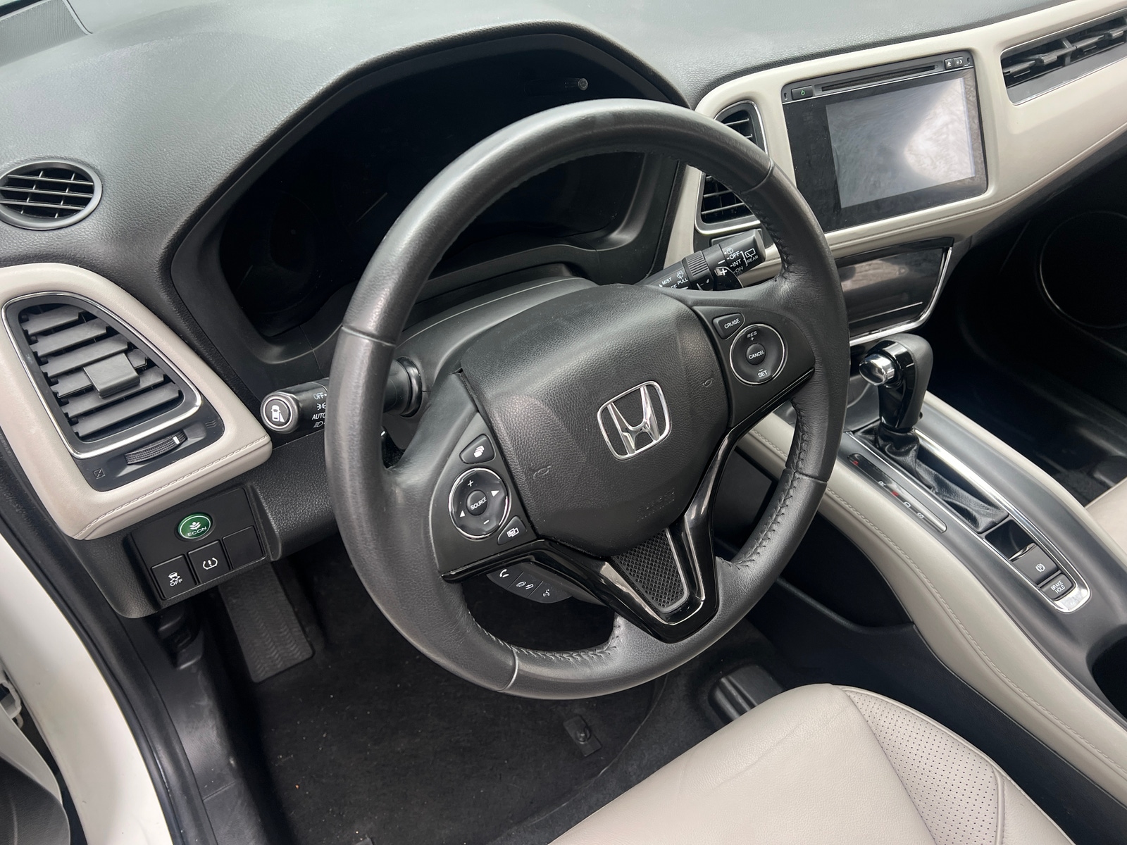 Thumbnail: 2017 Honda HR-V - 4