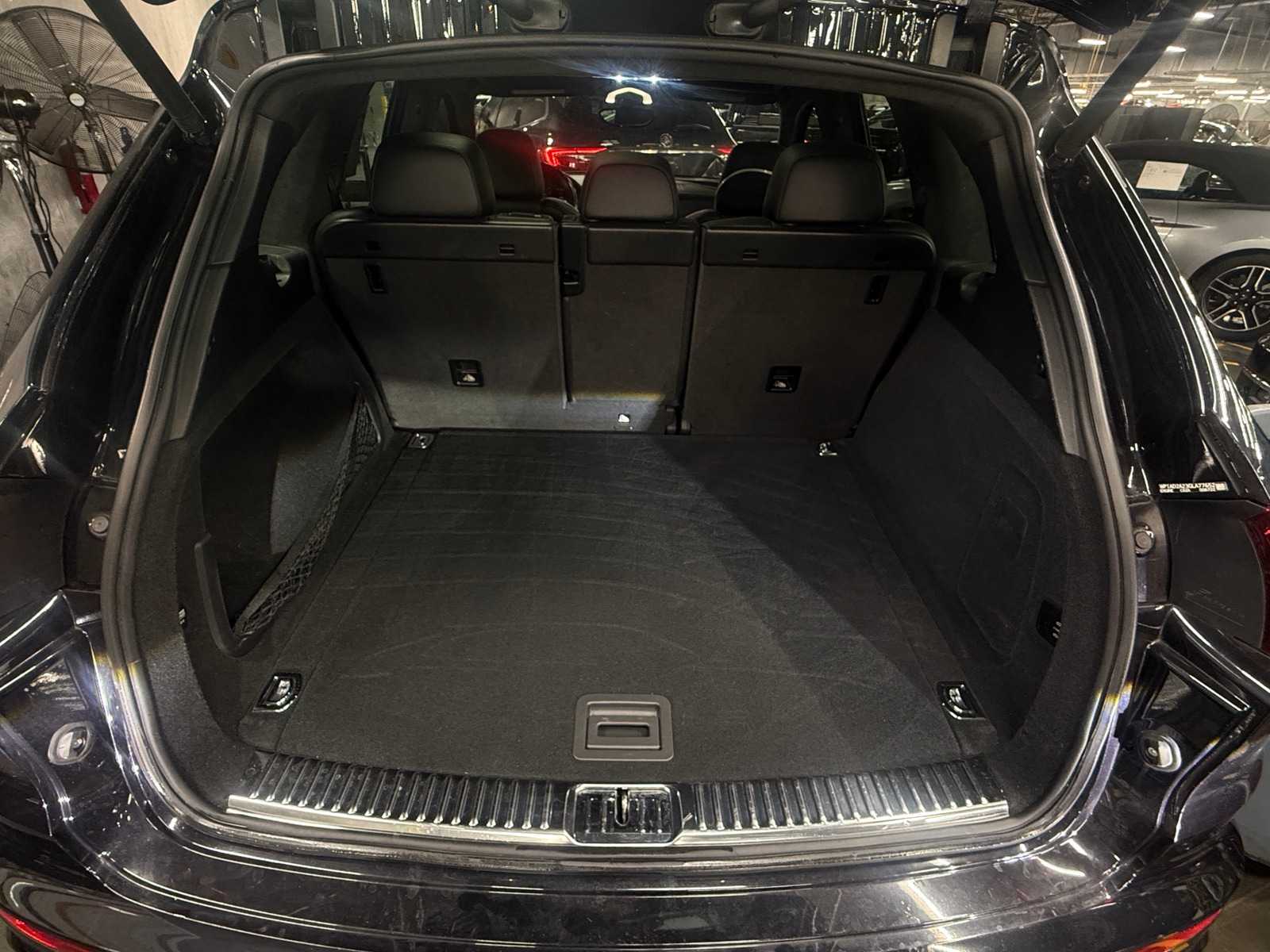 Thumbnail: 2016 Porsche Cayenne - 6