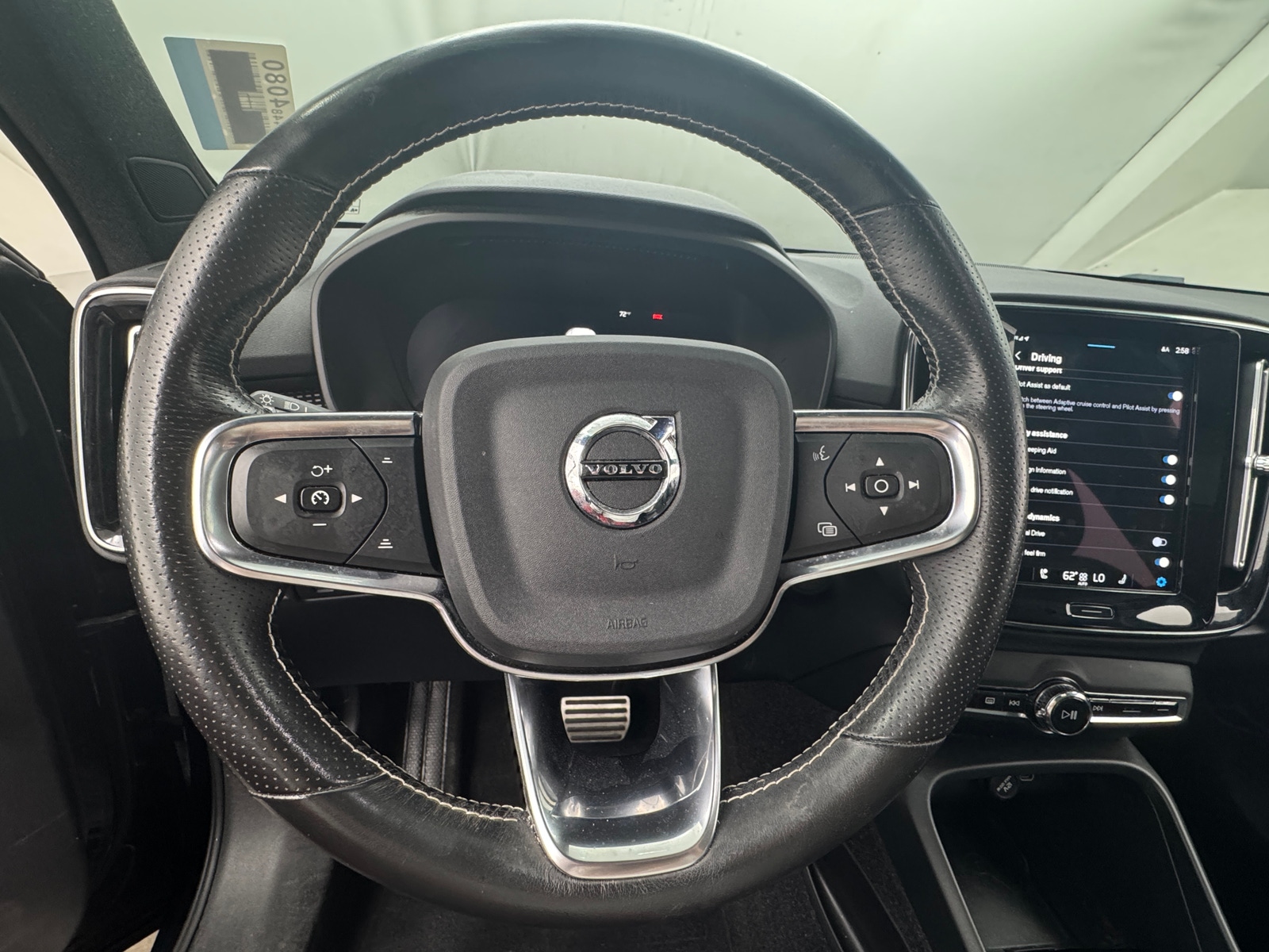 Thumbnail: 2021 Volvo XC40 - 5