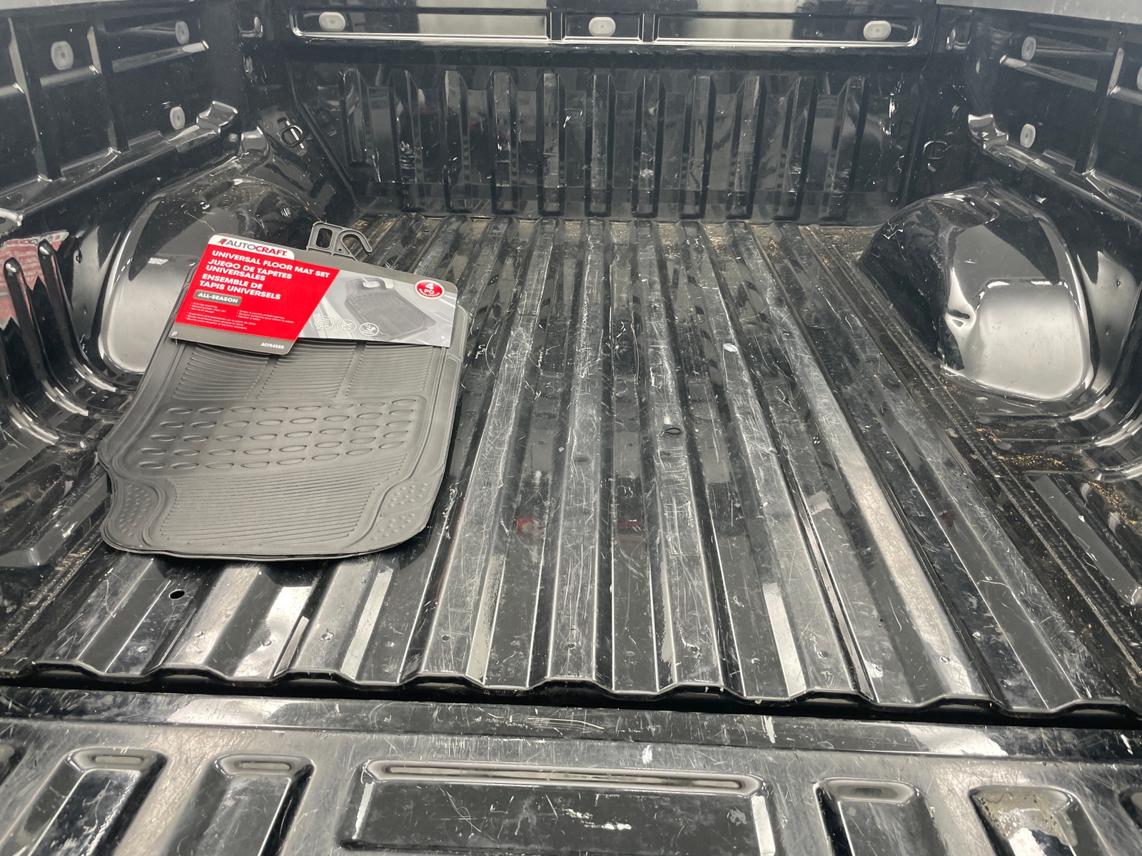 Thumbnail: 2022 Chevrolet Colorado - 7