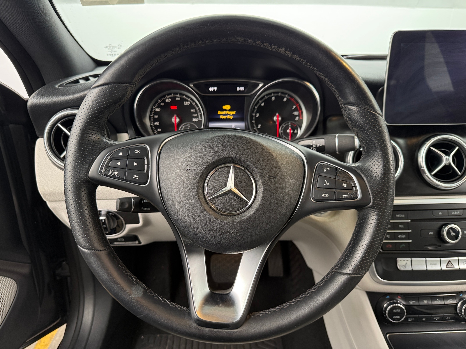 Thumbnail: 2019 Mercedes-Benz CLA - 4