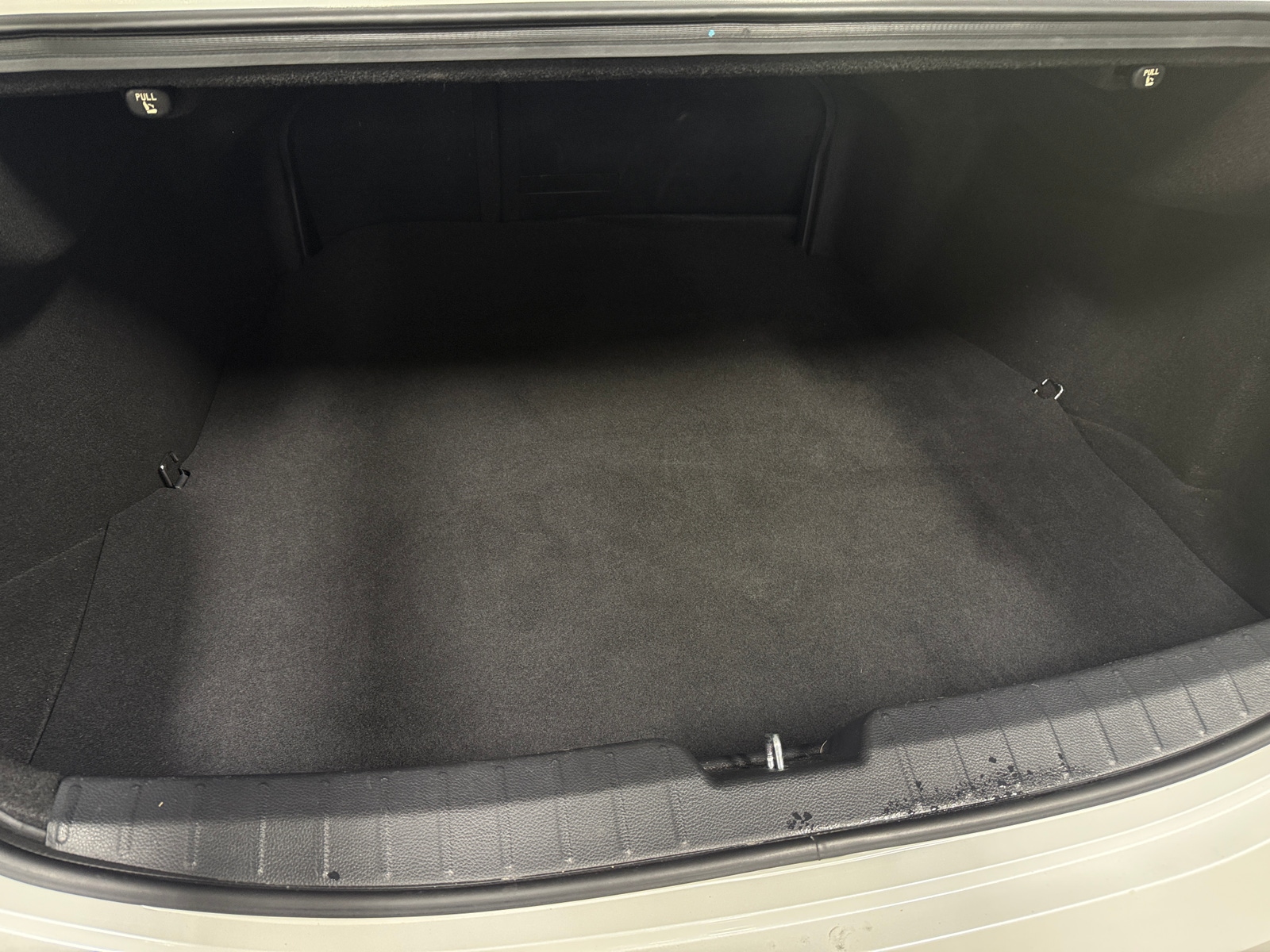 Thumbnail: 2016 Hyundai Azera - 6