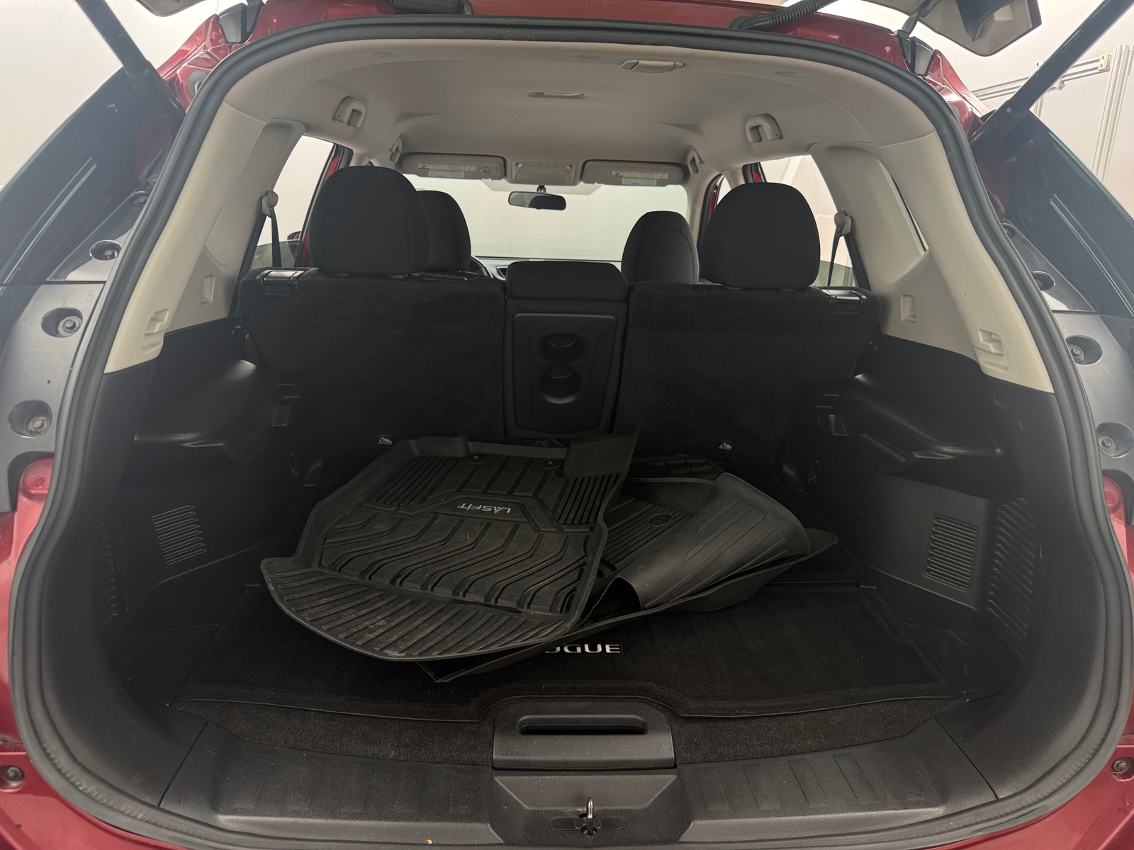 Thumbnail: 2018 Nissan Rogue - 7