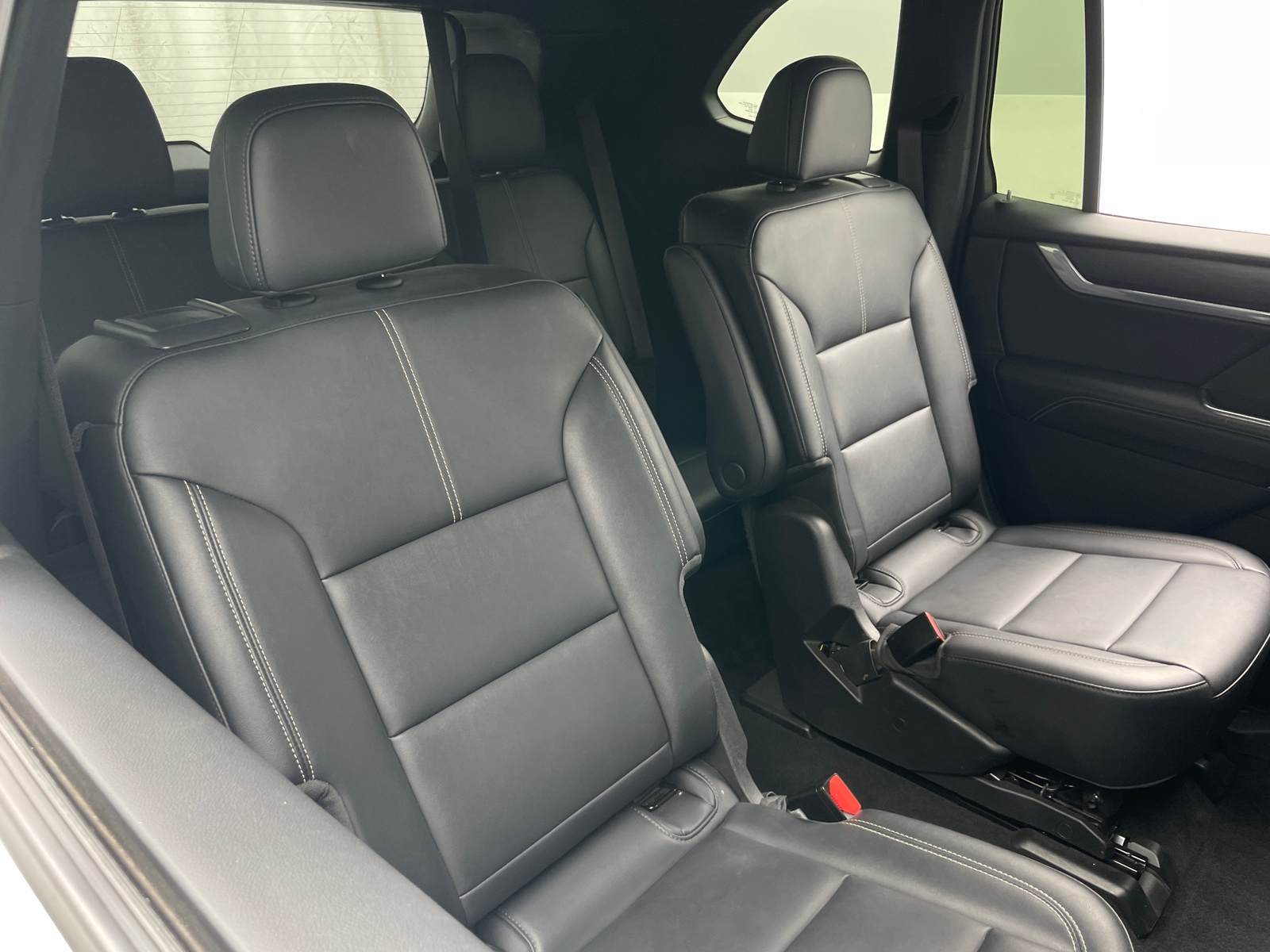 Thumbnail: 2024 GMC Acadia - 5