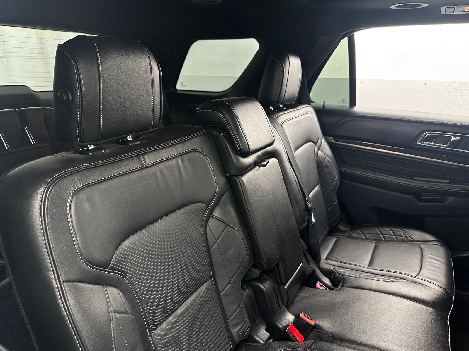 Thumbnail: 2016 Ford Explorer - 5