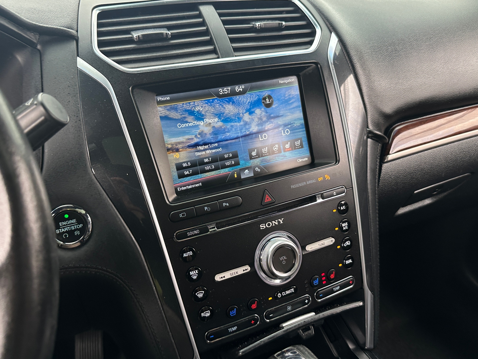 Thumbnail: 2016 Ford Explorer - 3