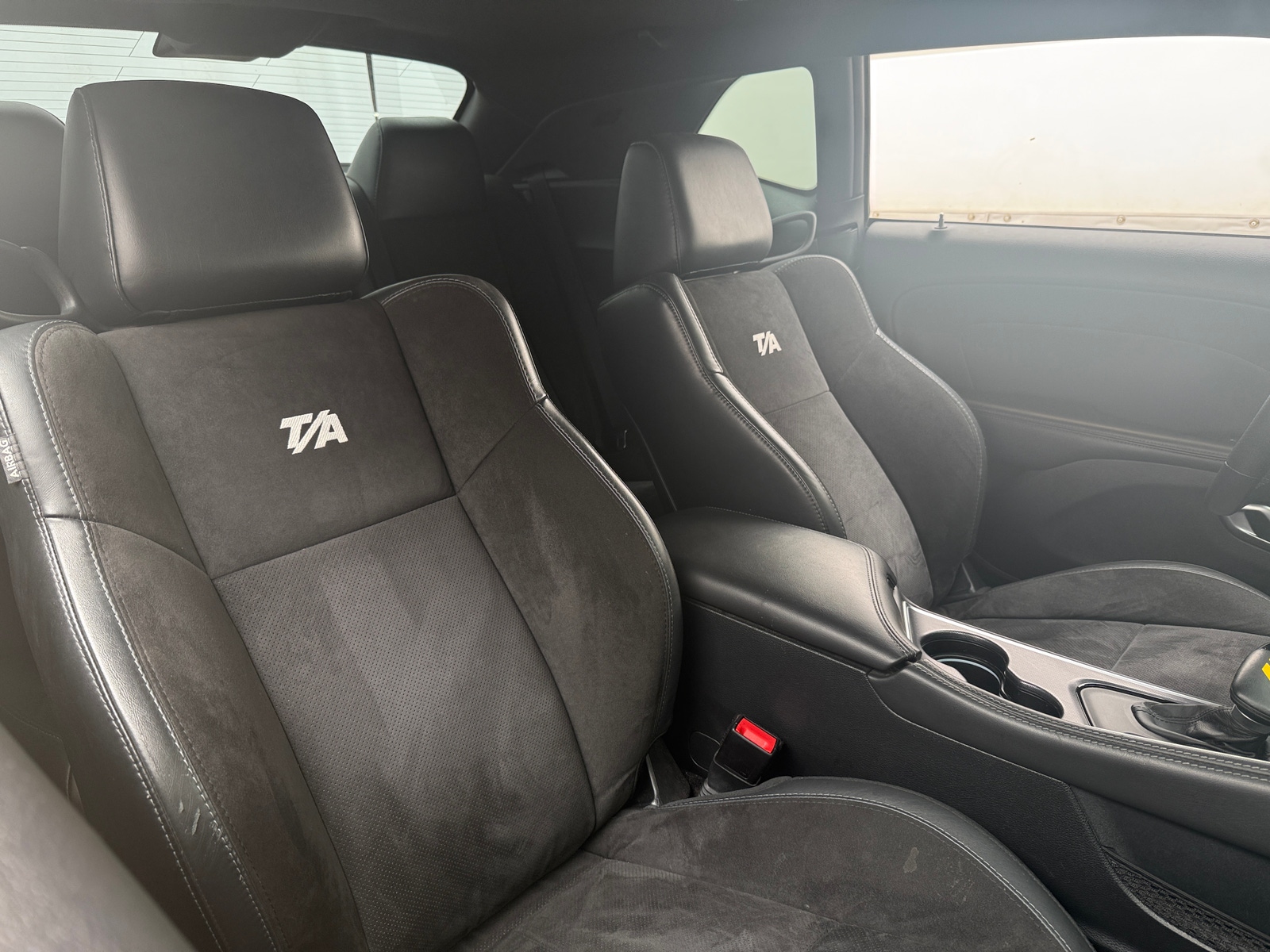 Thumbnail: 2017 Dodge Challenger - 2