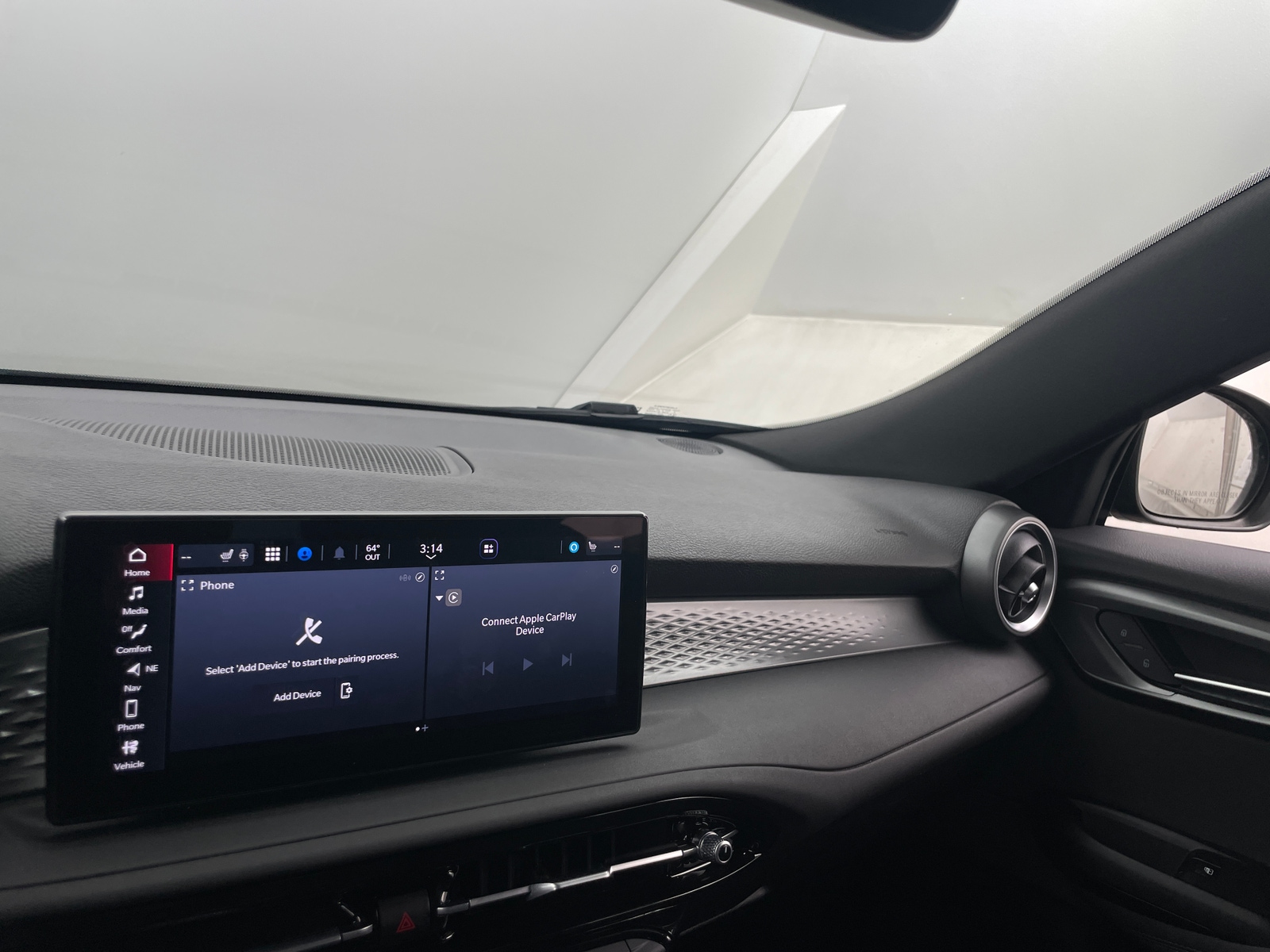 Thumbnail: 2024 Alfa Romeo Tonale - 4