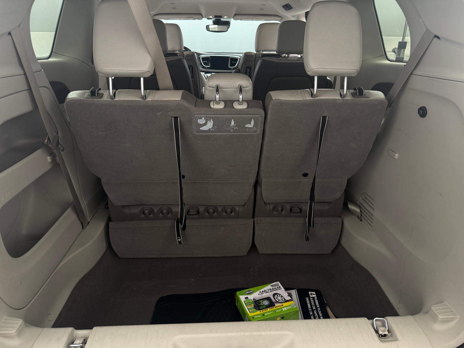 Thumbnail: 2019 Chrysler Pacifica - 6