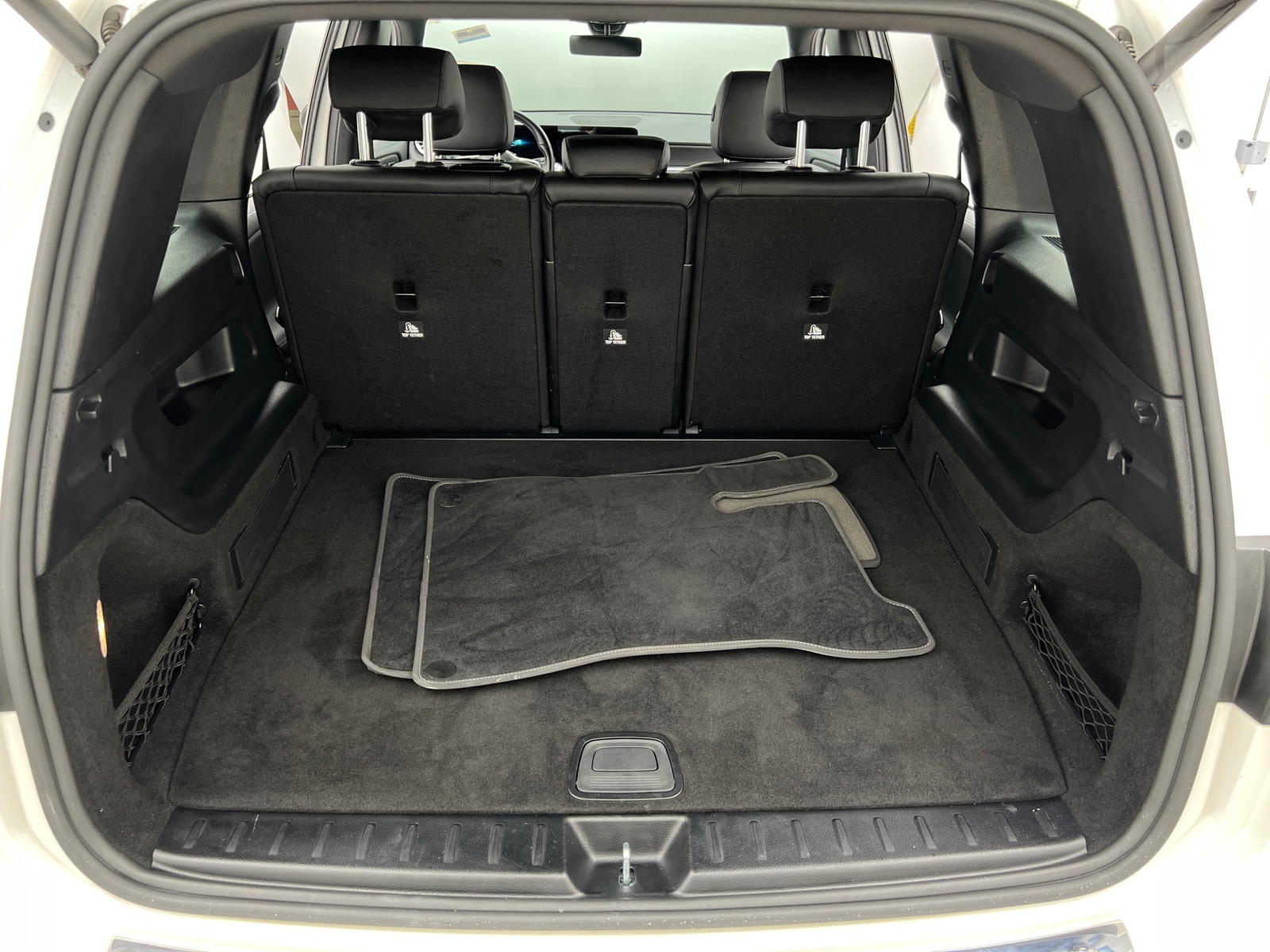 Thumbnail: 2021 Mercedes-Benz GLB - 6