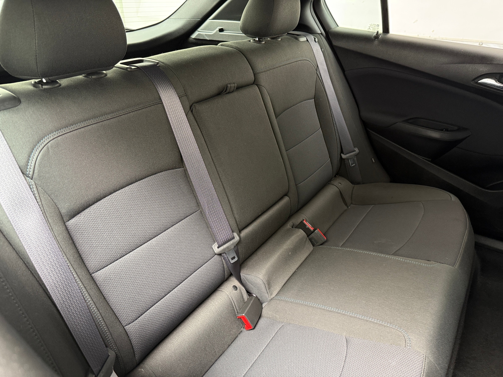 Thumbnail: 2017 Chevrolet Cruze - 6