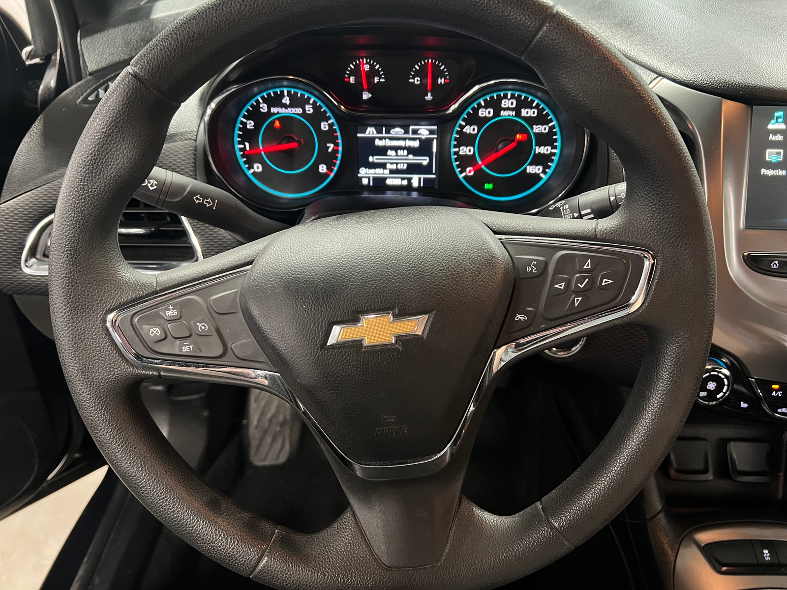 Thumbnail: 2017 Chevrolet Cruze - 5