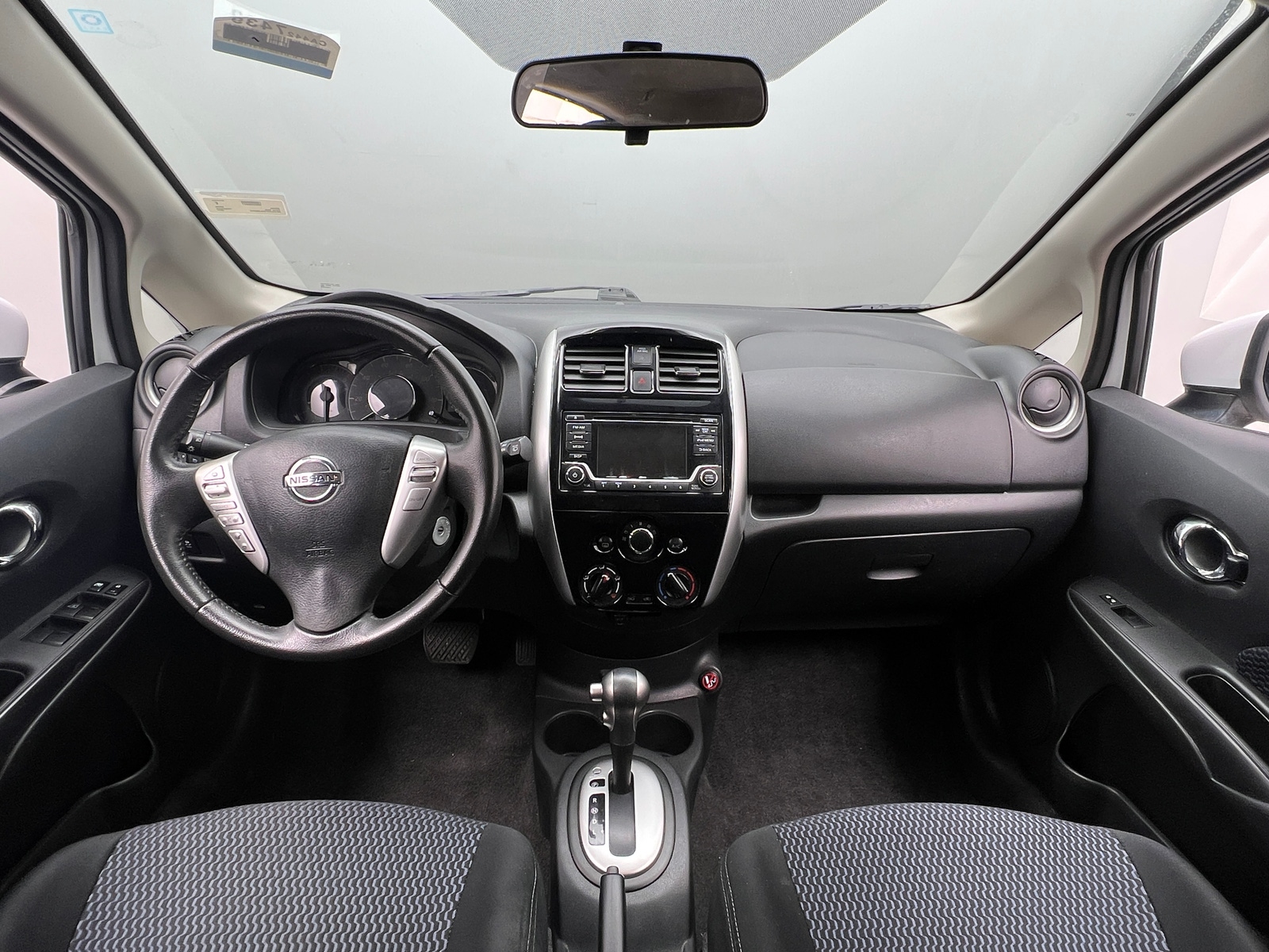 Thumbnail: 2017 Nissan Versa Note - 3