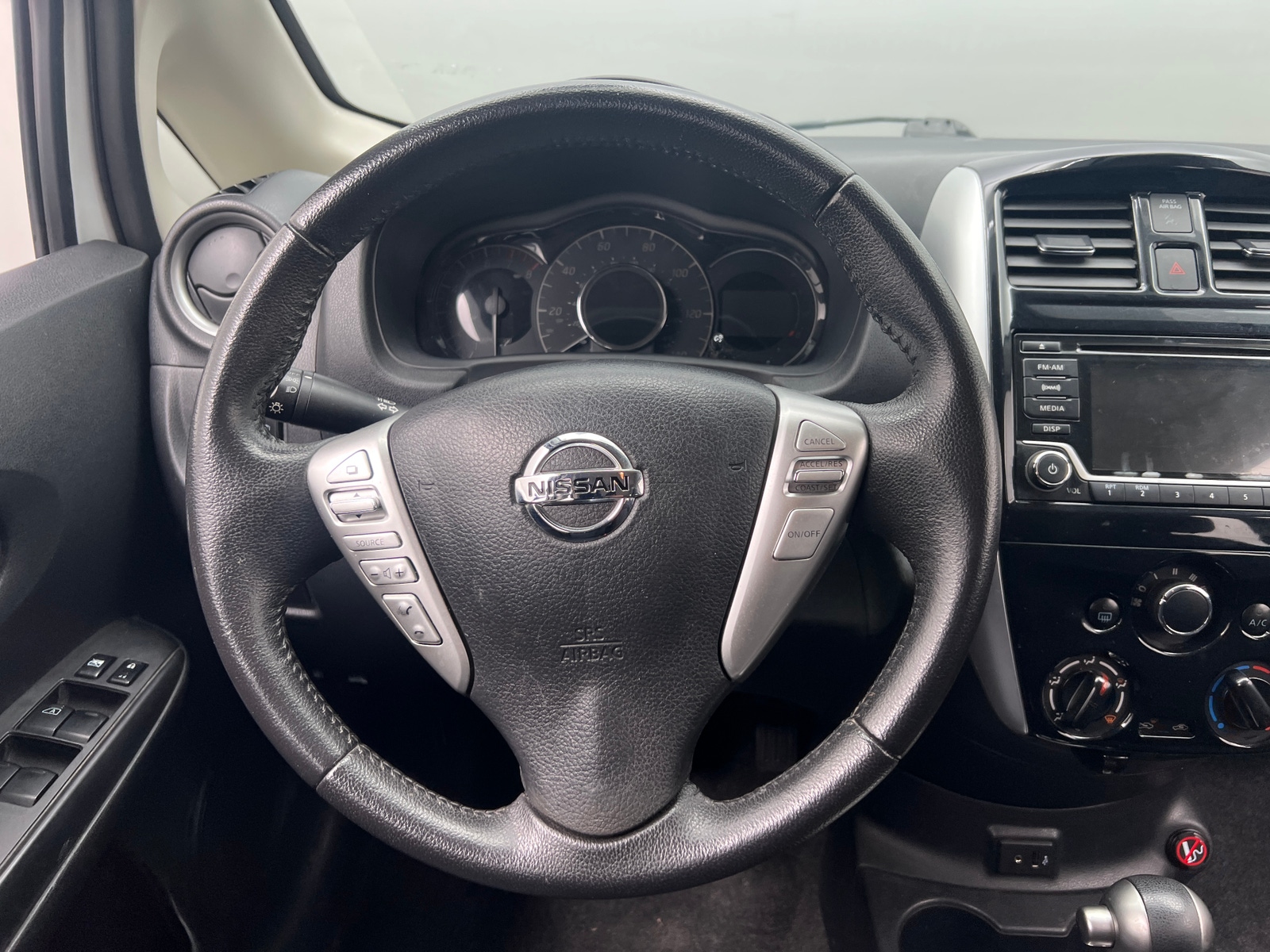 Thumbnail: 2017 Nissan Versa Note - 5