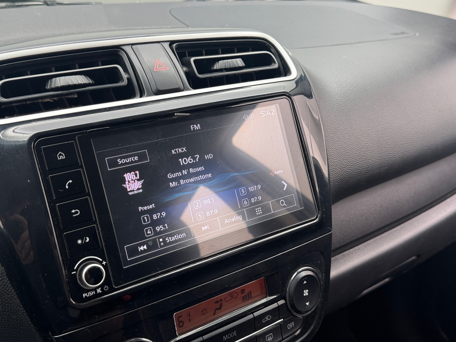 Thumbnail: 2023 Mitsubishi Mirage - 4