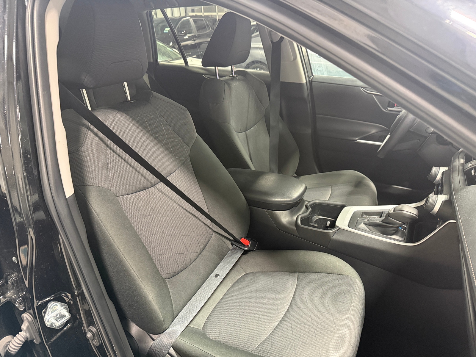 Thumbnail: 2025 Toyota RAV4 - 2