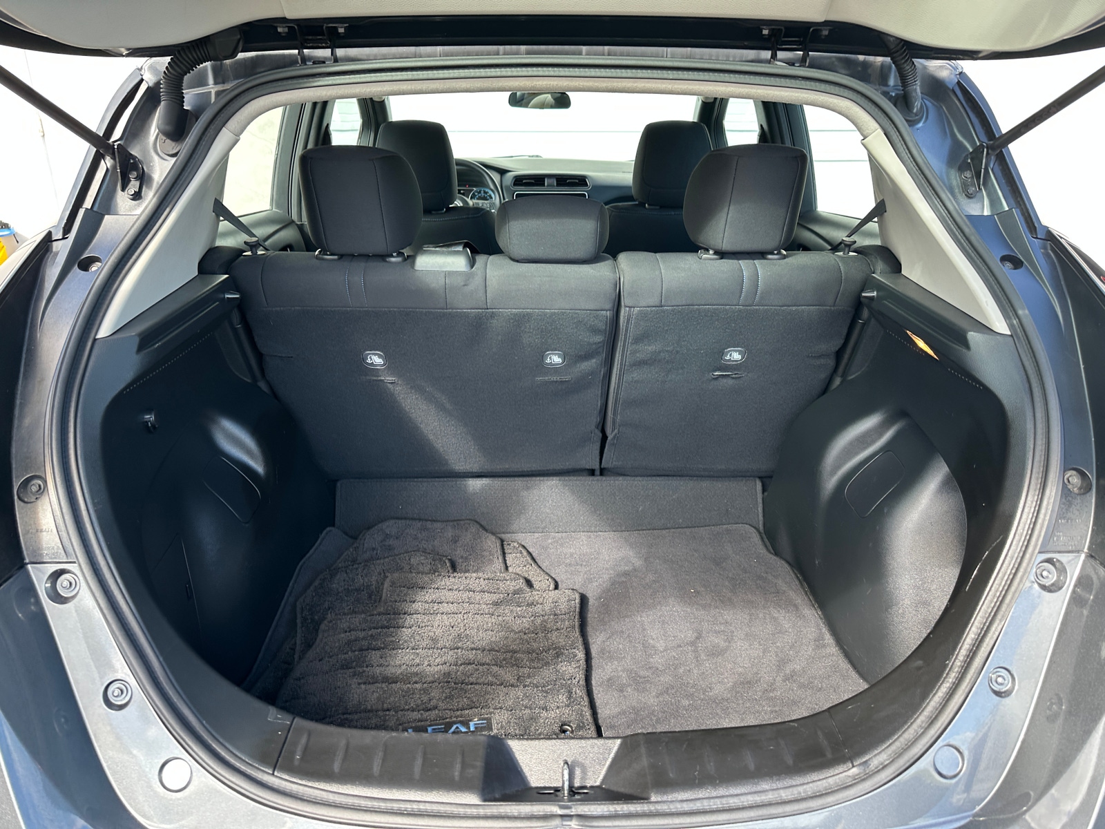 Thumbnail: 2023 Nissan Leaf - 7