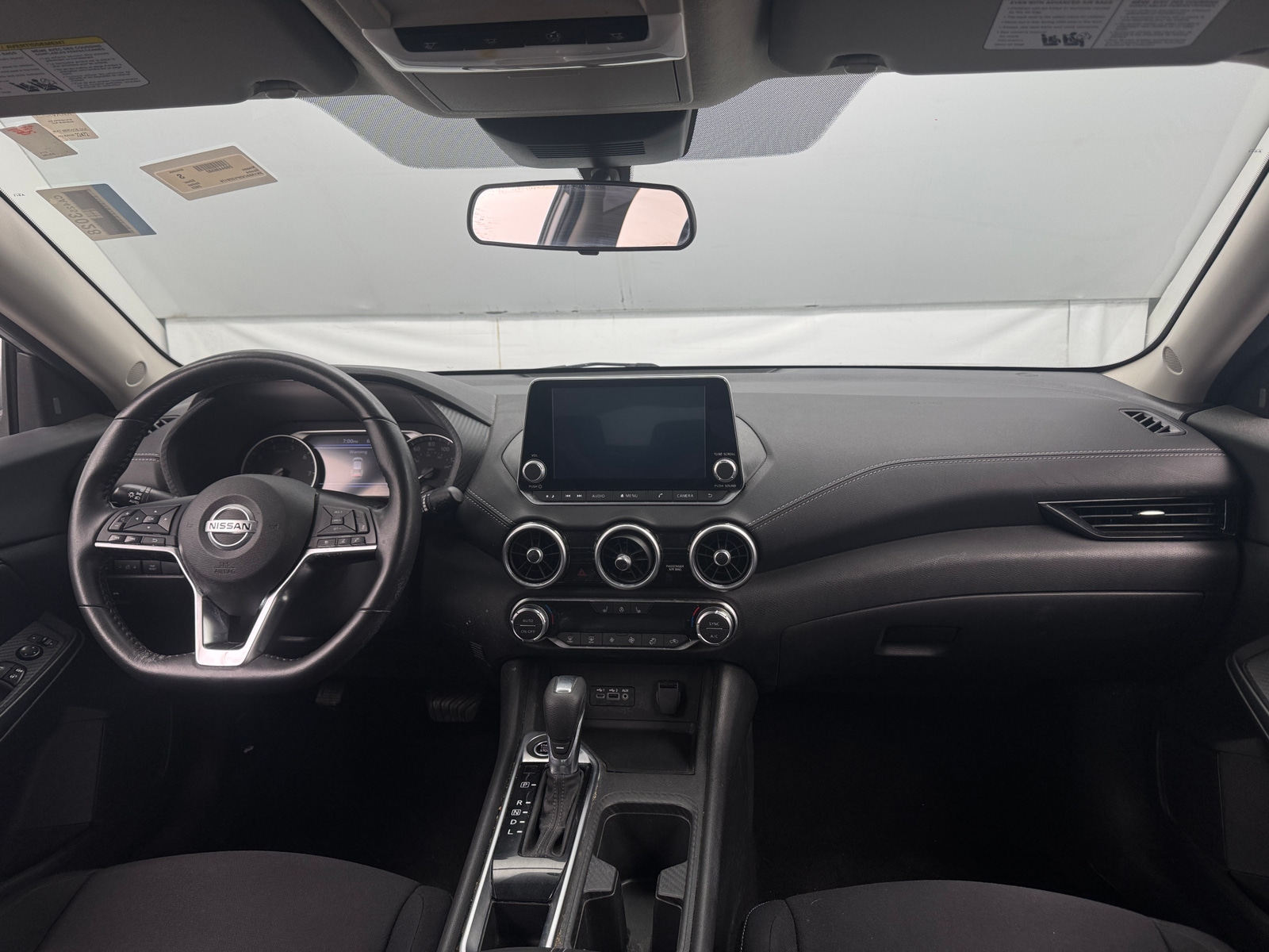 Thumbnail: 2023 Nissan Sentra - 3