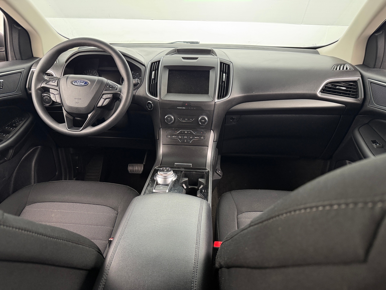 Thumbnail: 2020 Ford Edge - 3