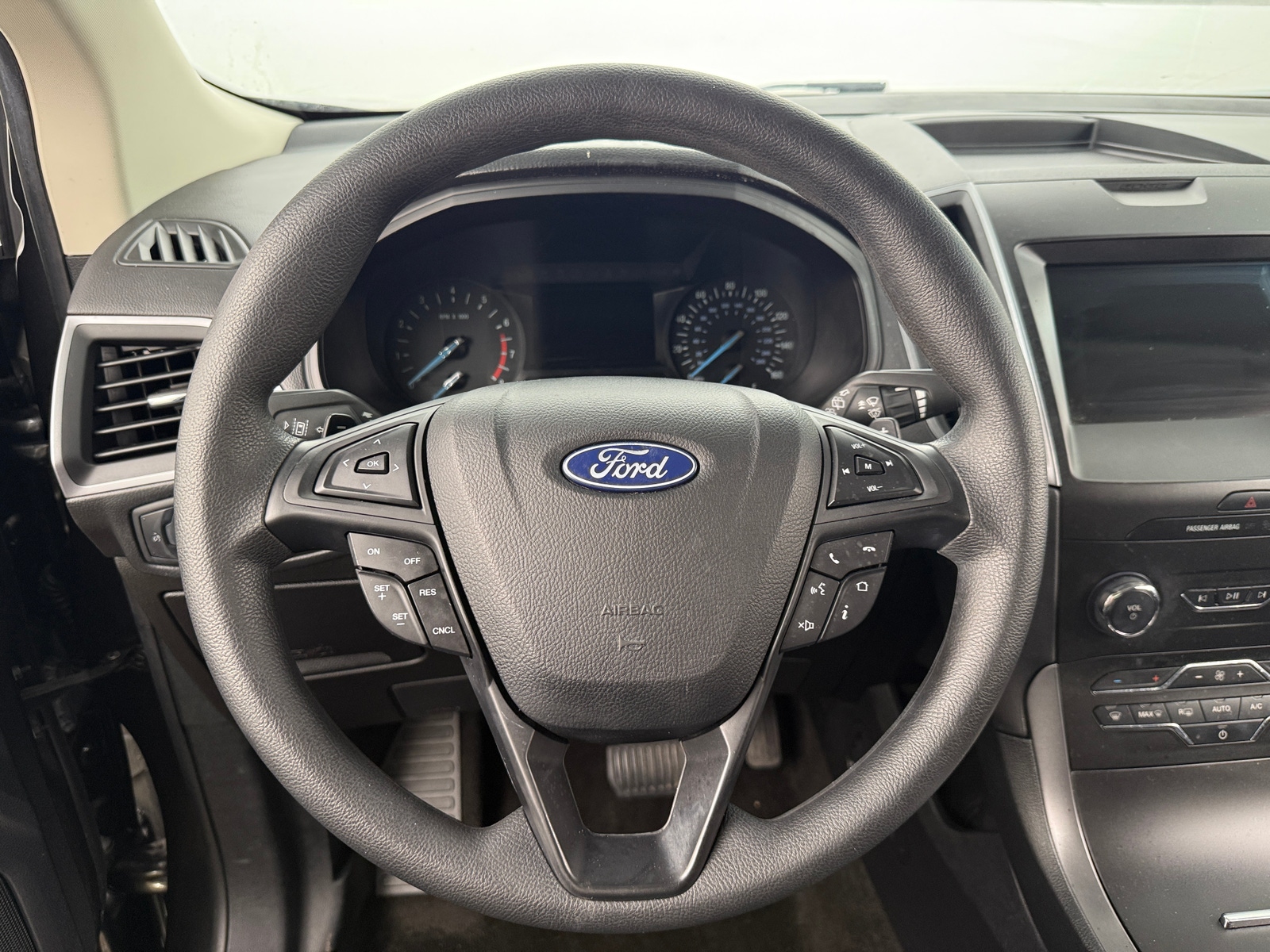 Thumbnail: 2020 Ford Edge - 5