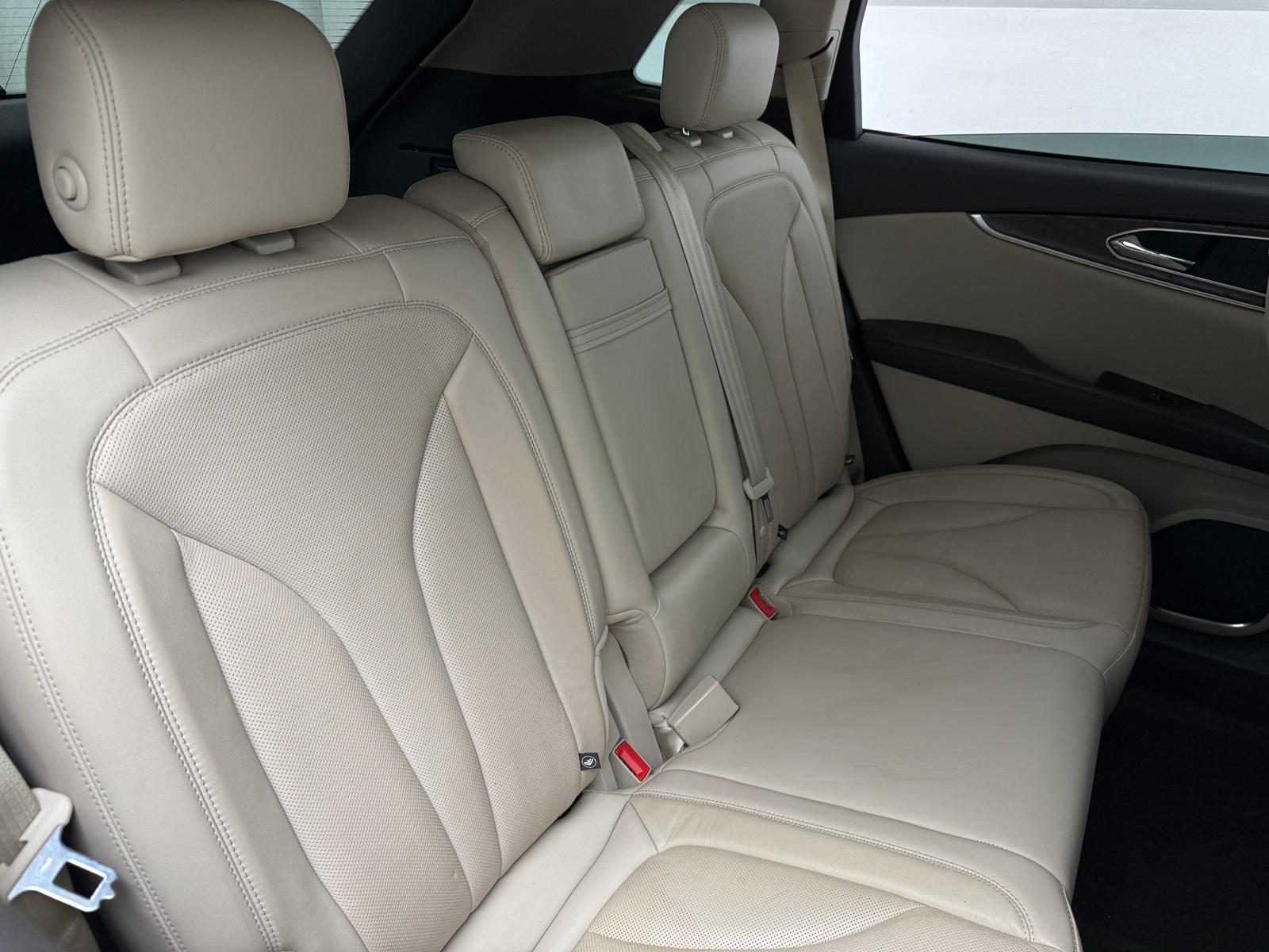 Thumbnail: 2020 Lincoln Nautilus - 5