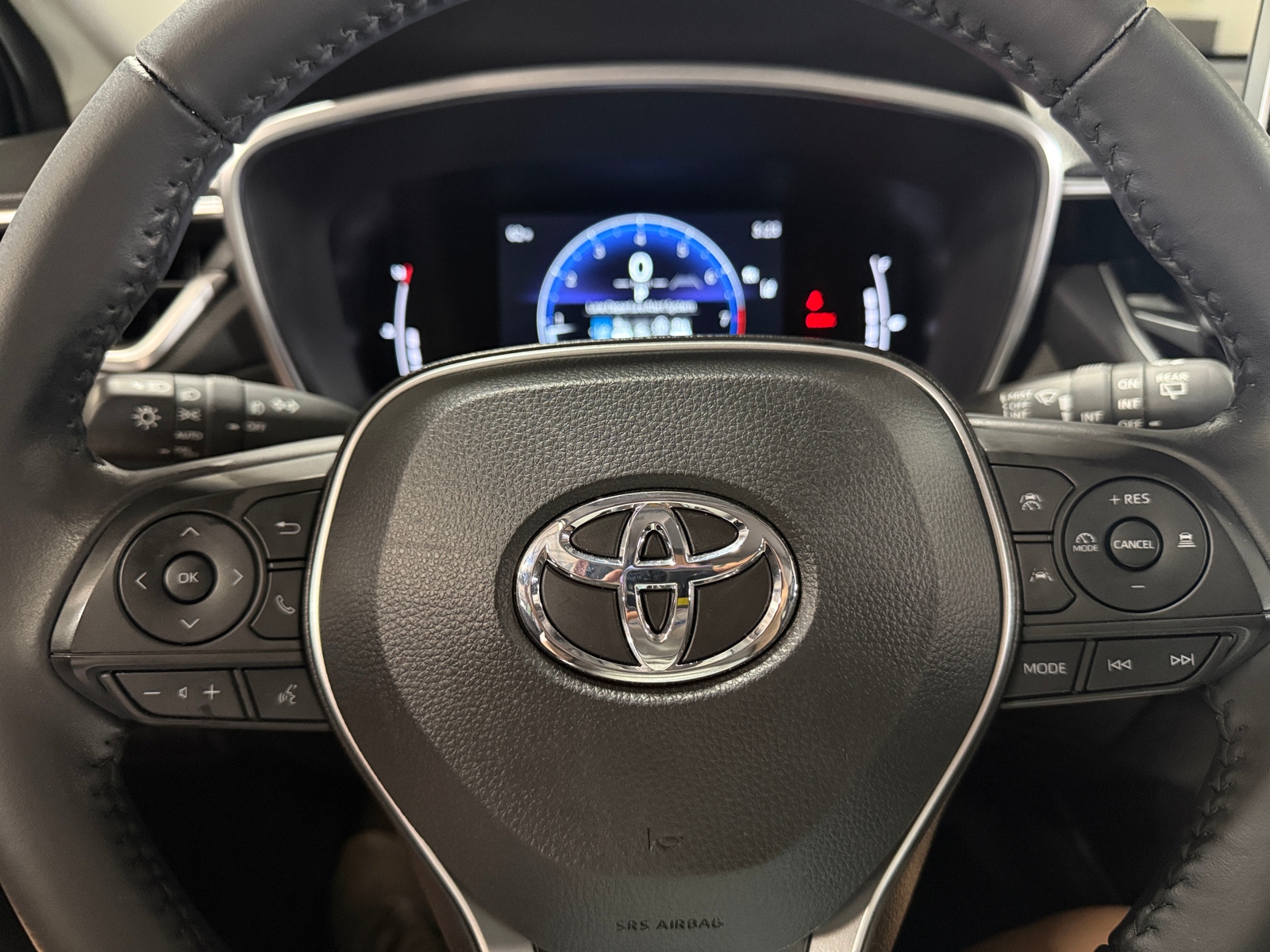 Thumbnail: 2024 Toyota Corolla Cross - 4